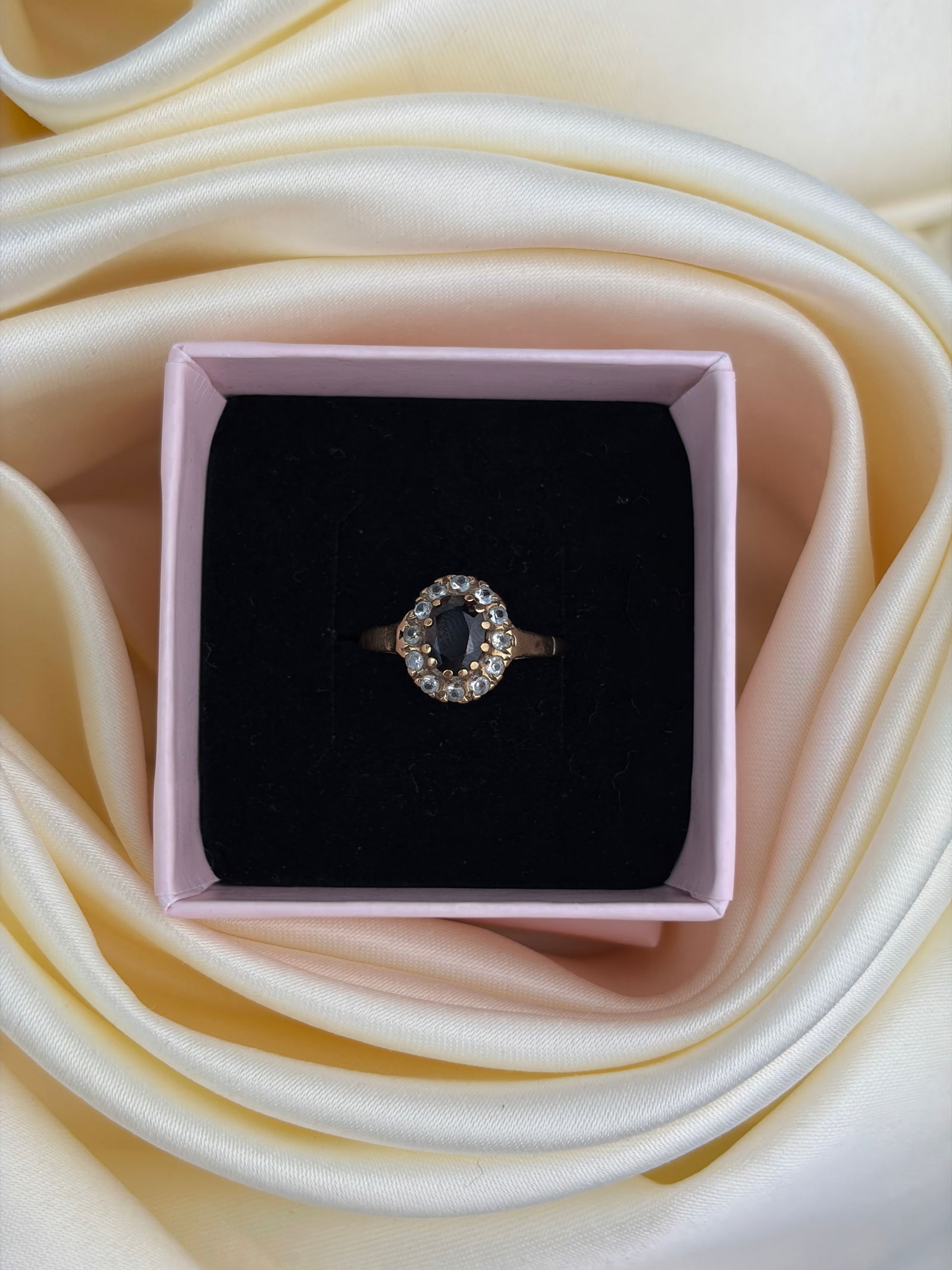 vintage 9ct gold stone set cluster ring - 9