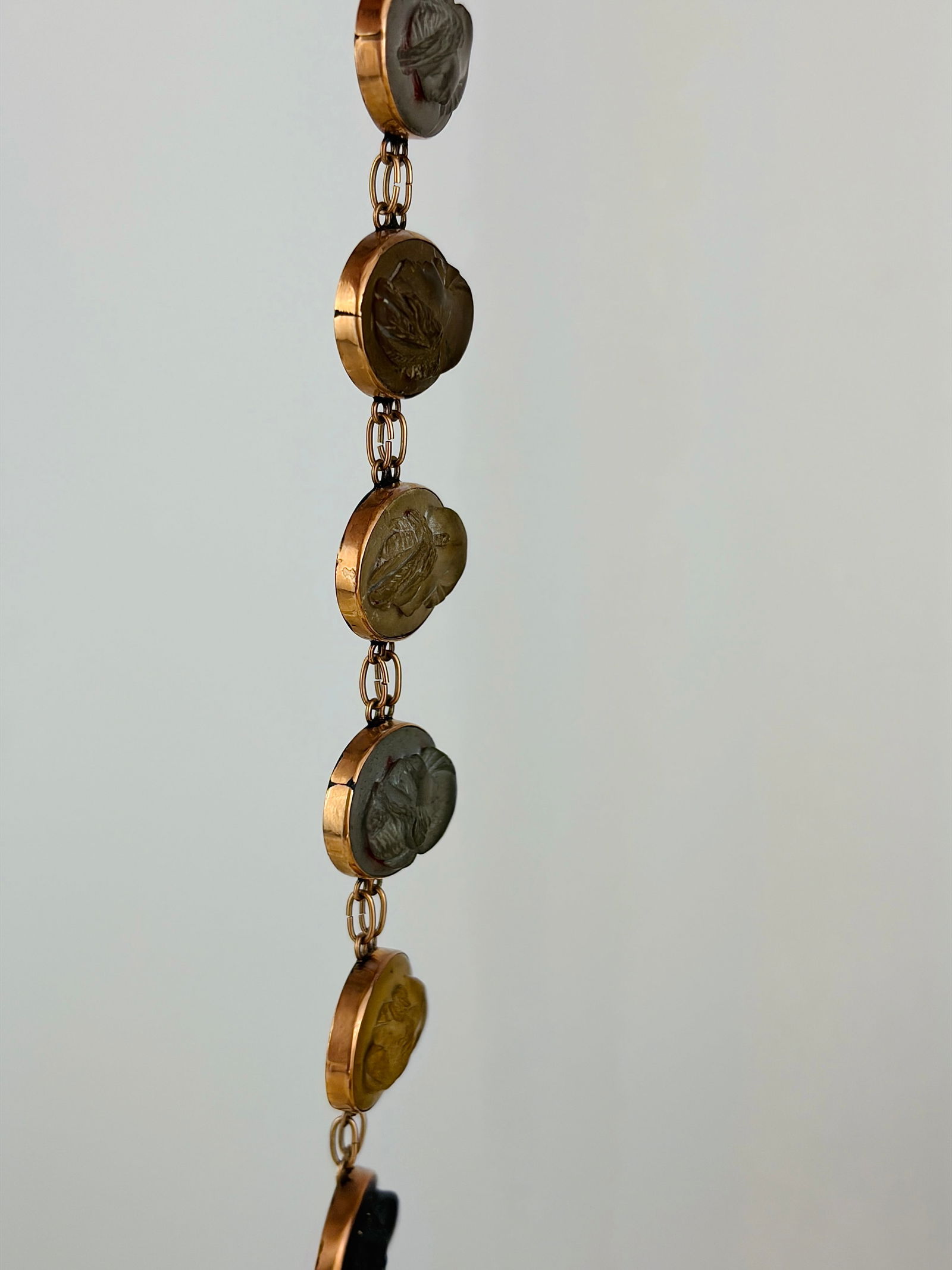 RARE : Antique 9ct Gold Cameo Bracelet - 2