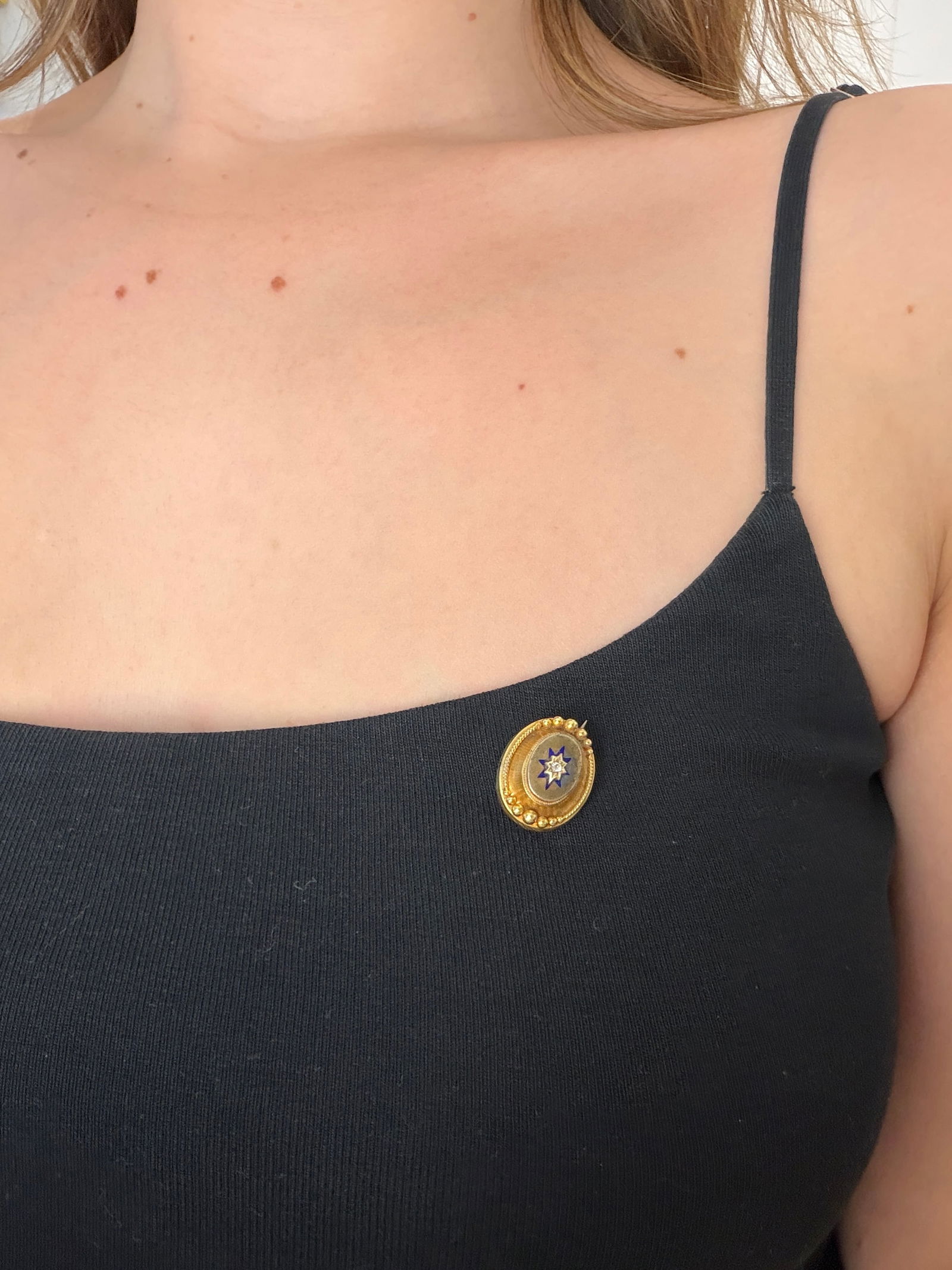 Victorian antique 18ct gold enamel star brooch - 4