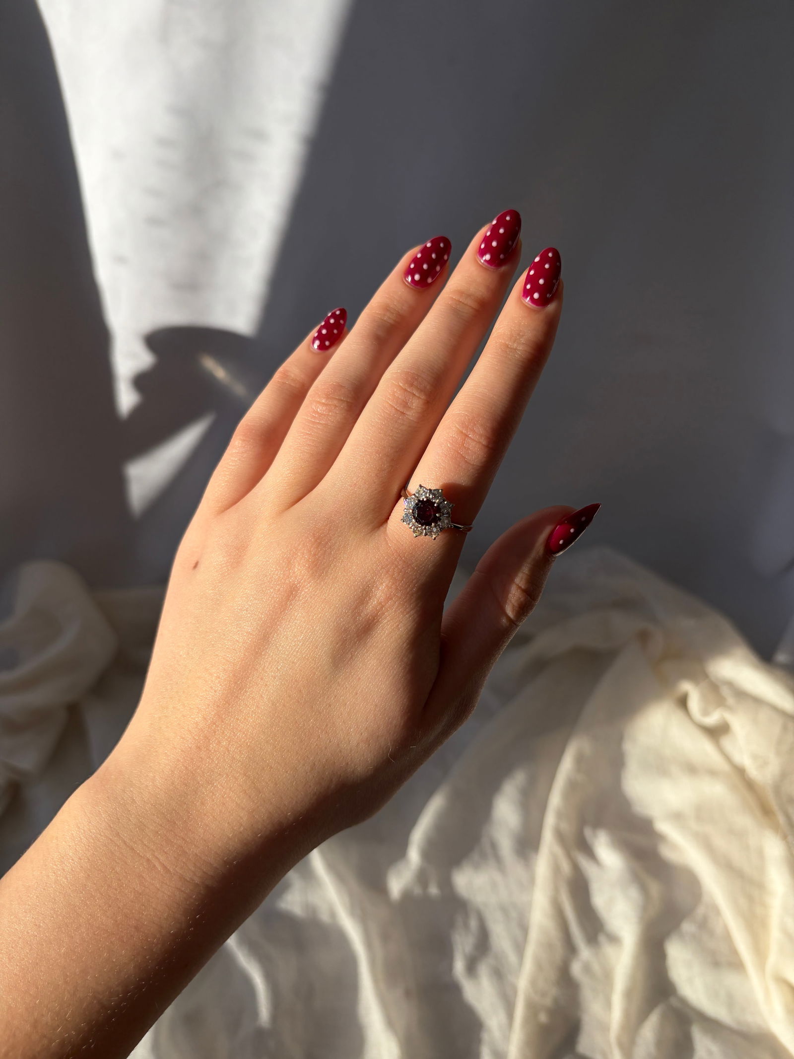 Chunky 18ct White Gold Diamond and Tourmaline Flower Ring - 9