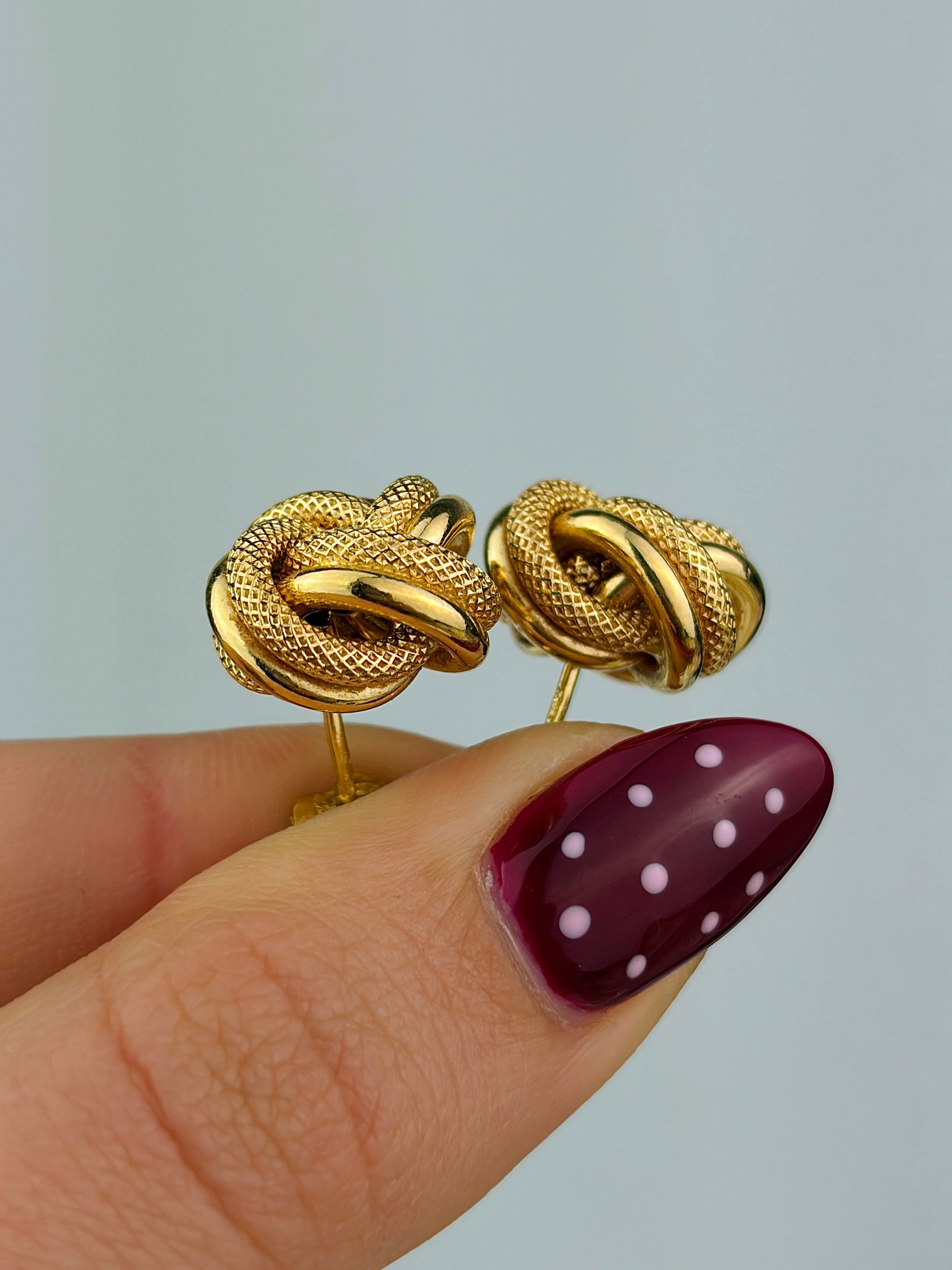vintage 18ct yellow gold high quality textured knot earrings large size - 2