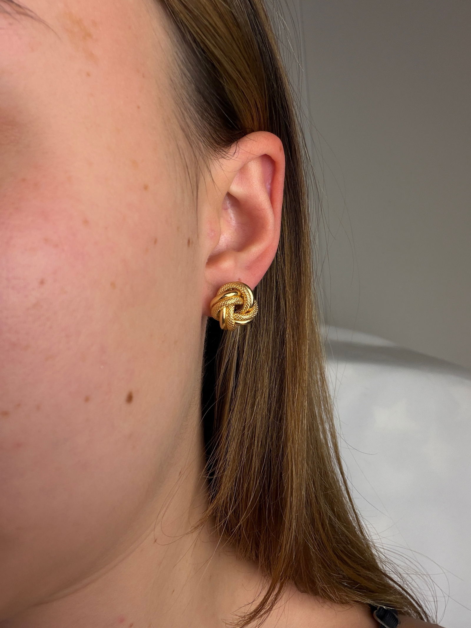 vintage 18ct yellow gold high quality textured knot earrings large size - 6