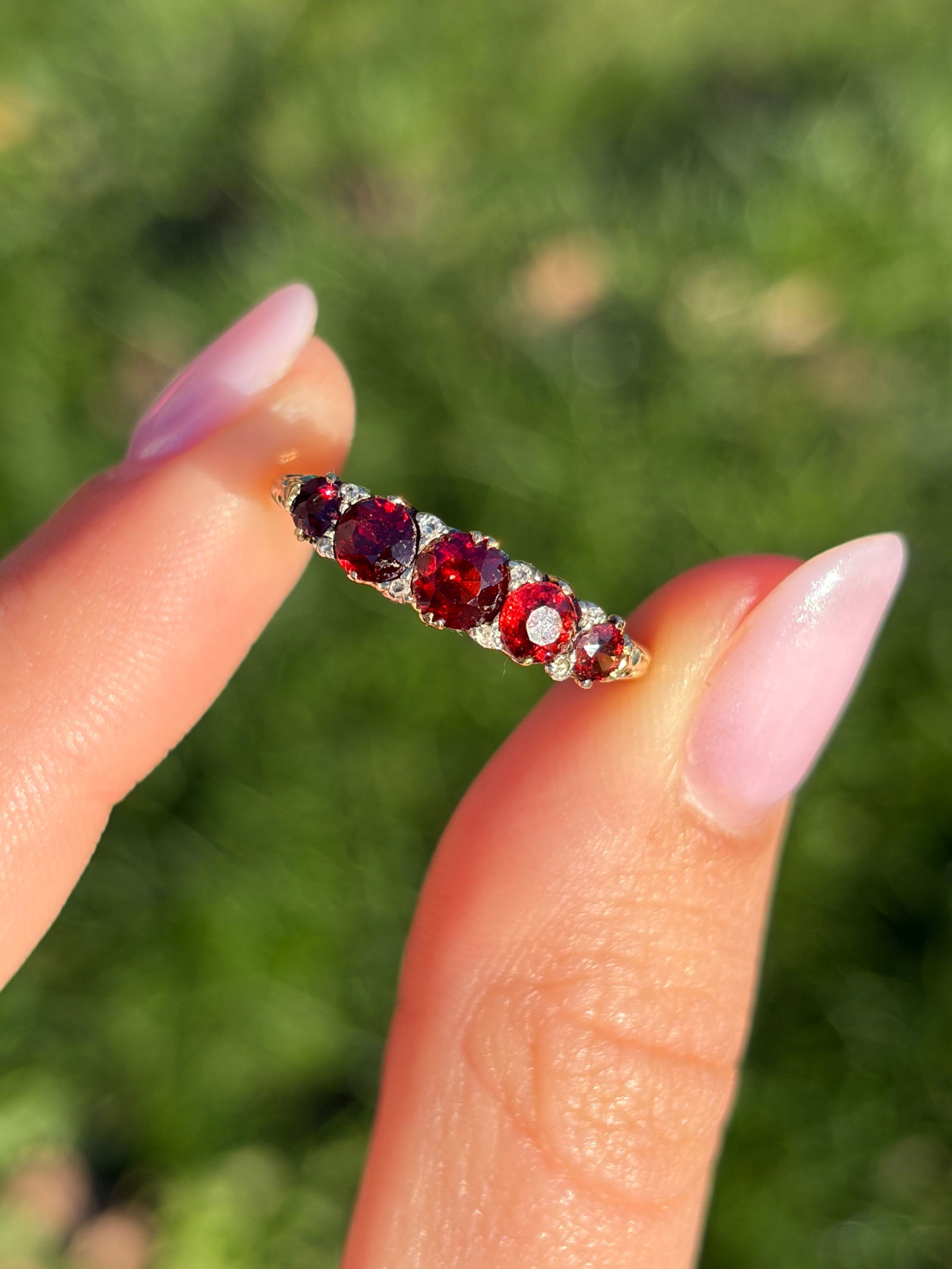 Antique 18ct Gold Tourmaline and Diamond 5 Stone Ring - 10