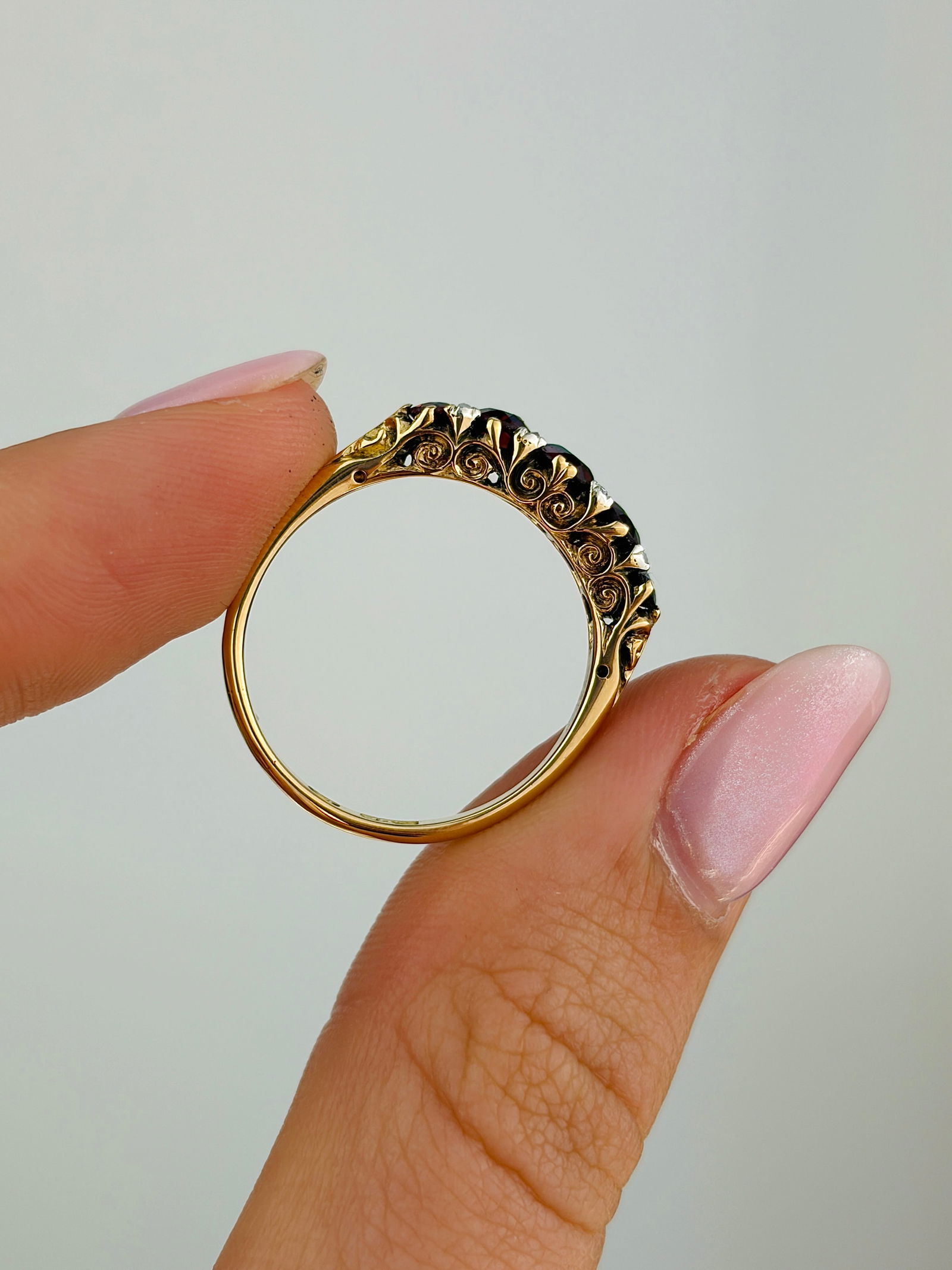 Antique 18ct Gold Tourmaline and Diamond 5 Stone Ring - 6