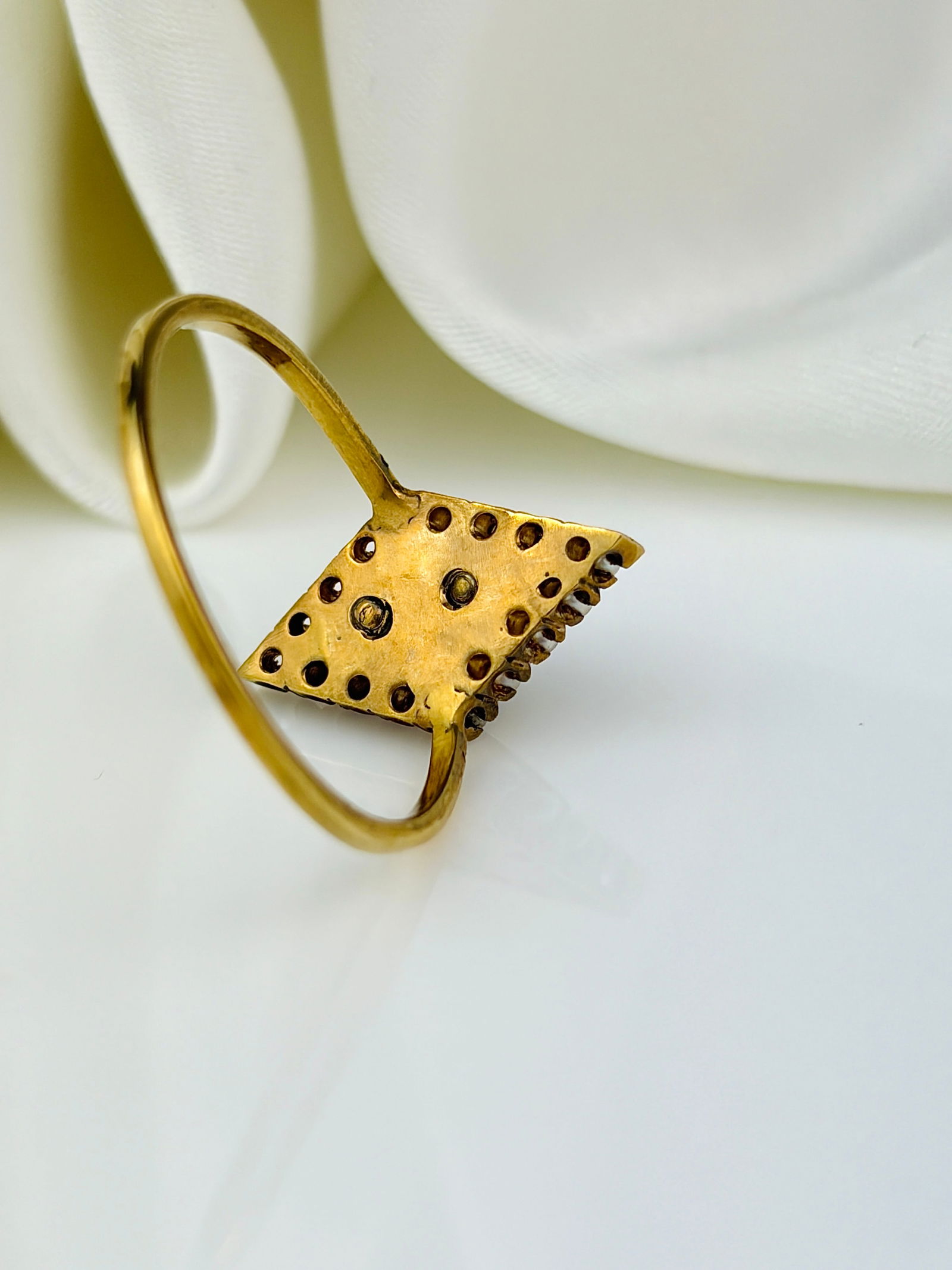 antique enamel and pearl navette ring In gold - 3