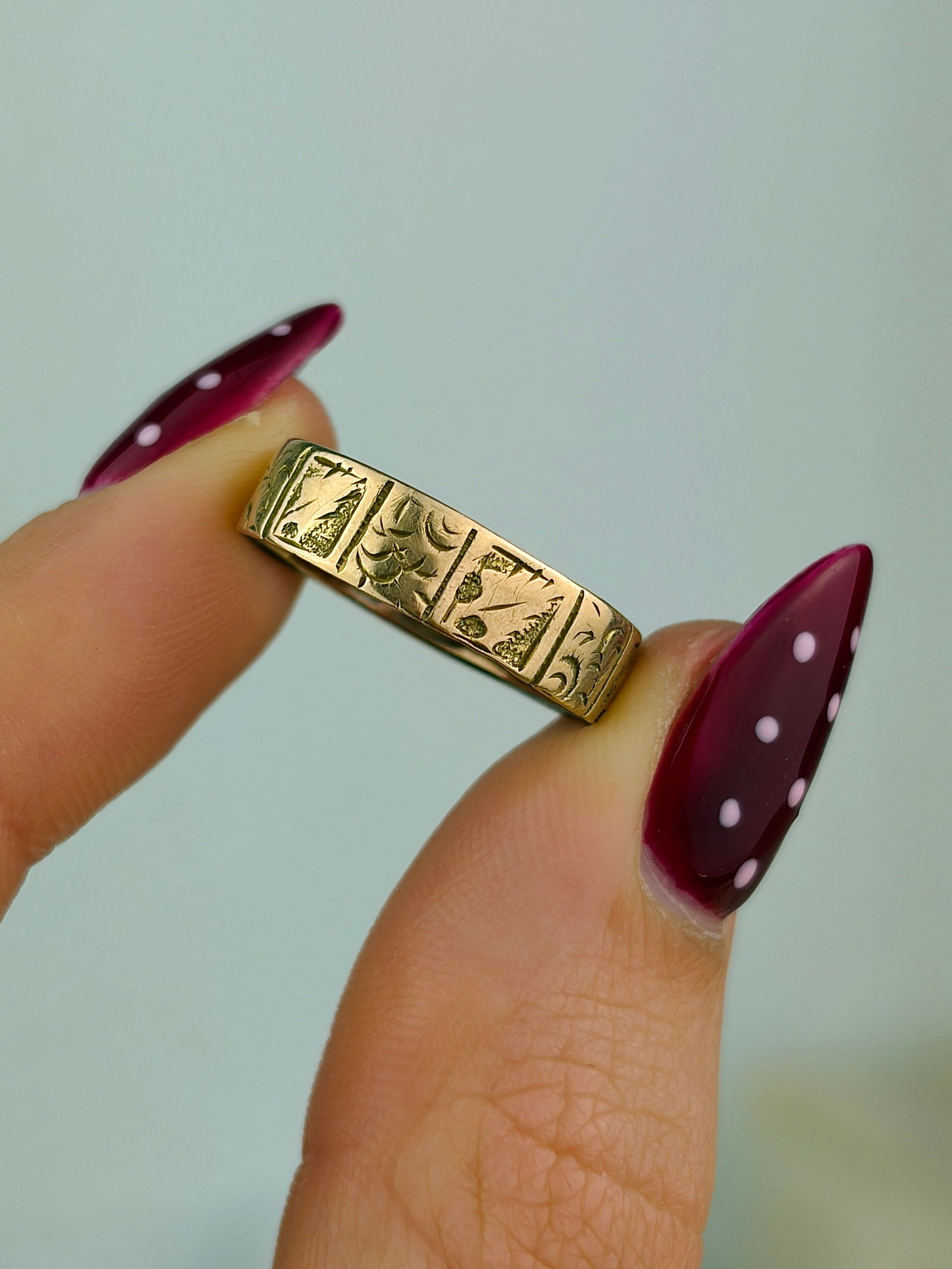 antique 12ct gold fancy wedding band ring - 4