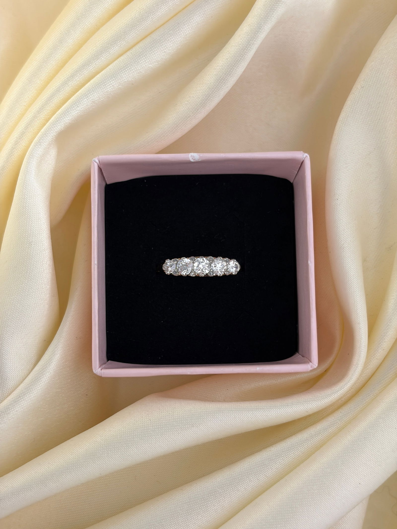 Antique 1ct Diamond 5 Stone Ring in 18ct Yellow Gold - 7