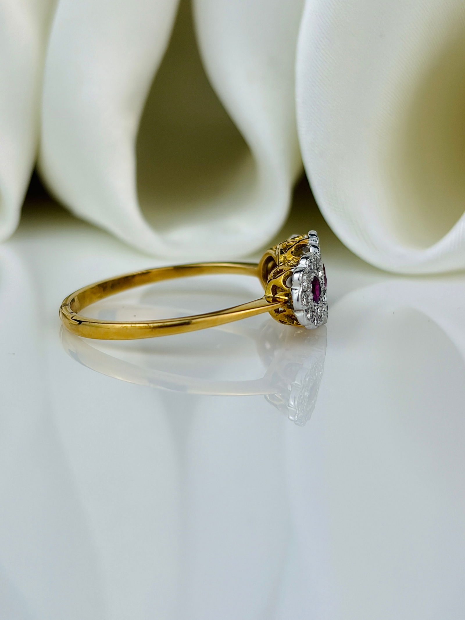Vintage Ruby and Diamond 18 Carat Gold Triple Cluster Ring - 2