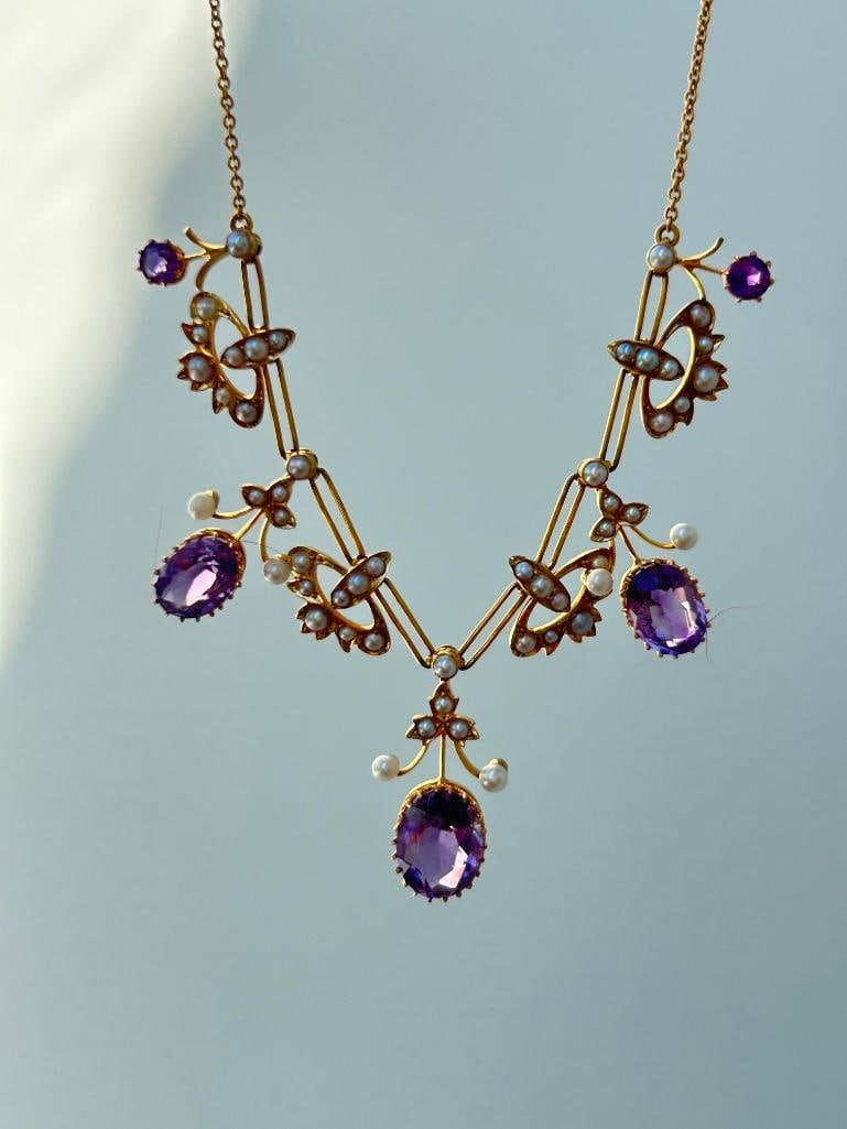 Antique 18ct Yellow Gold Amethyst and Pearl, Drop Necklace in Fitted Box: Antique 18ct Yellow Gold Amethyst and Pearl, Drop Necklace in Fitted Box later added 15ct gold clasp a necklace fit for a princess, truly