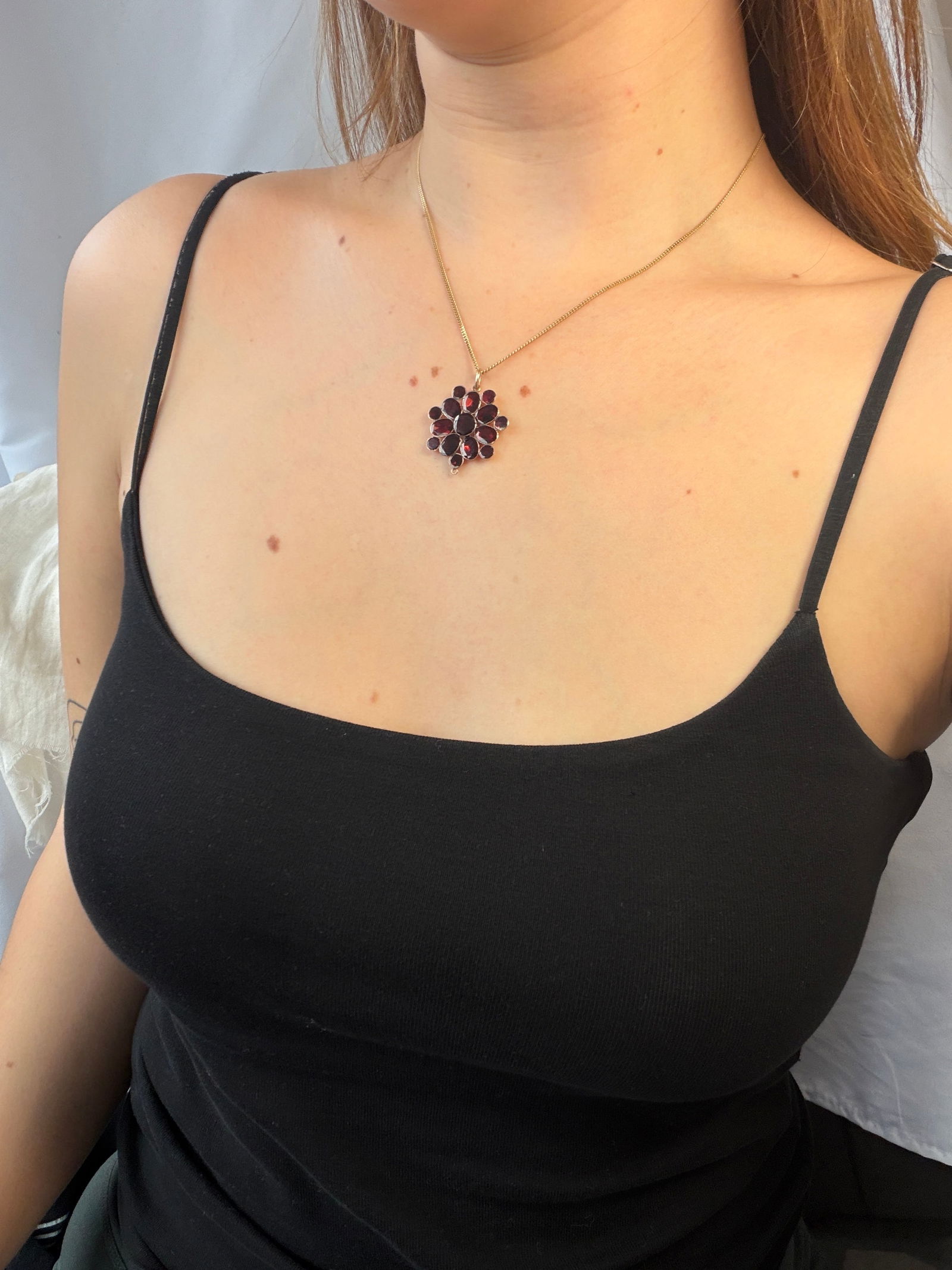 Antique Flat Cut Garnet 9ct Gold Pendant - 7