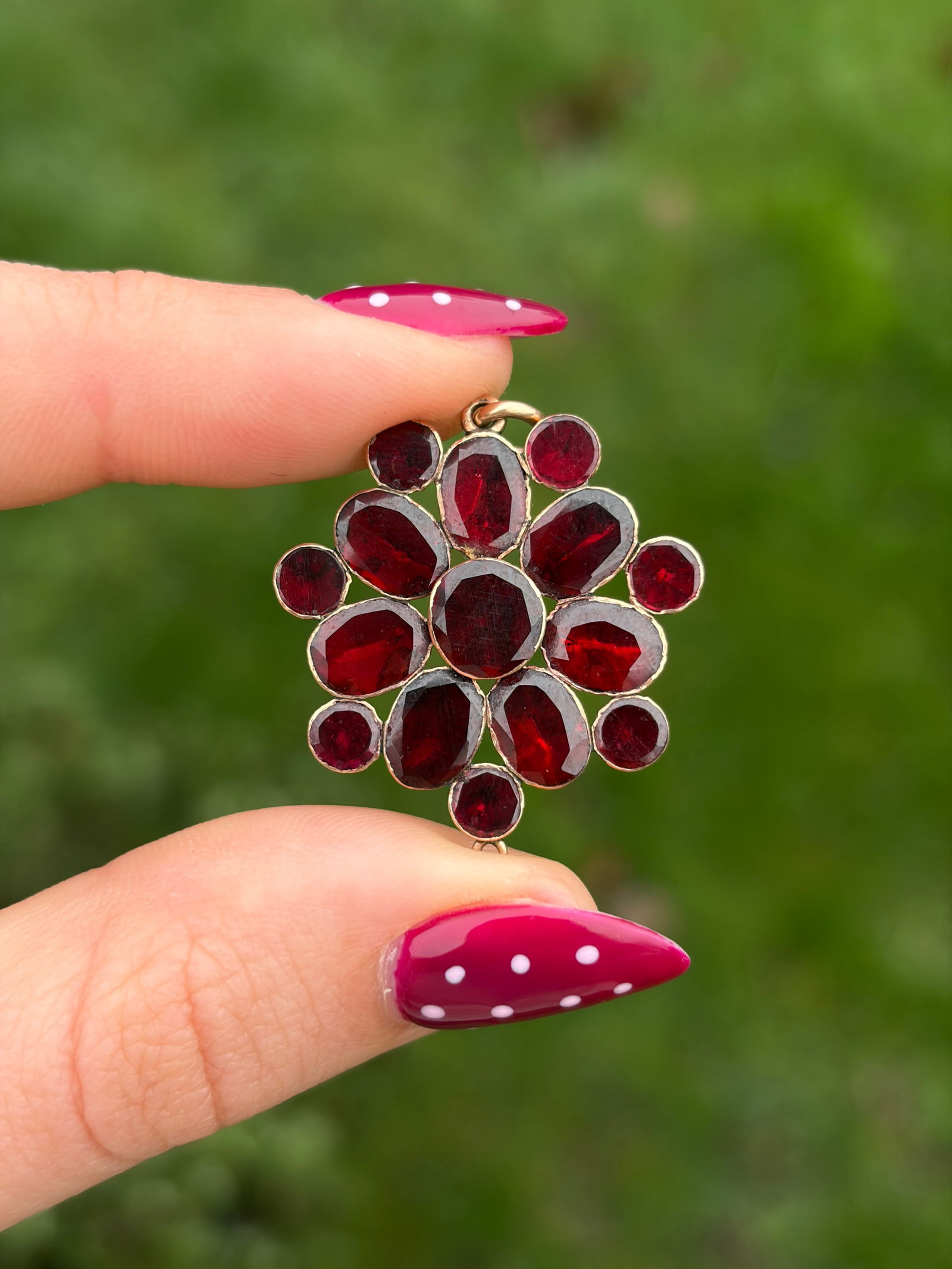 Antique Flat Cut Garnet 9ct Gold Pendant - 8