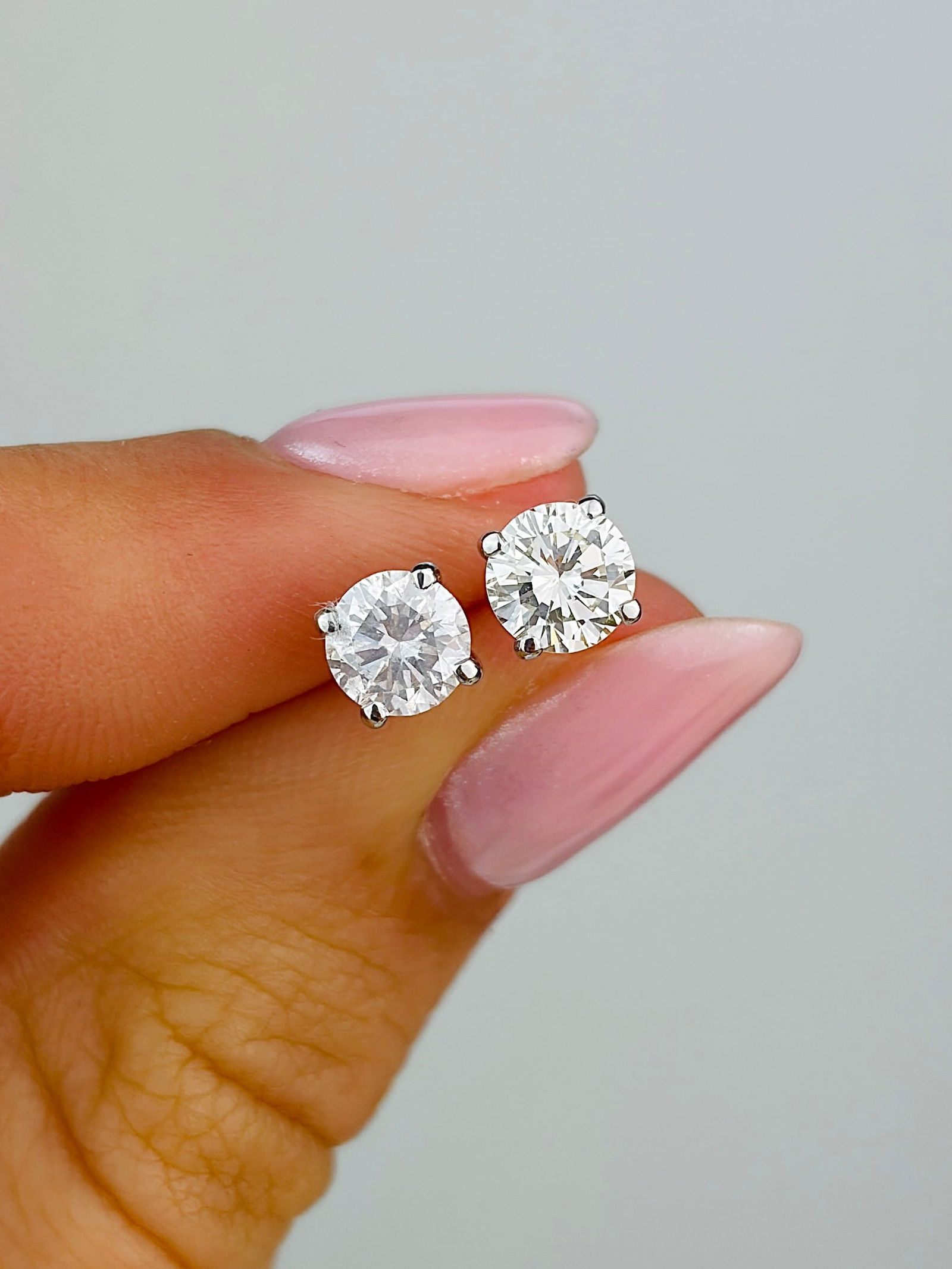 1.20ct Diamond and 18 Carat White Gold Stud Earrings (1 of 9)