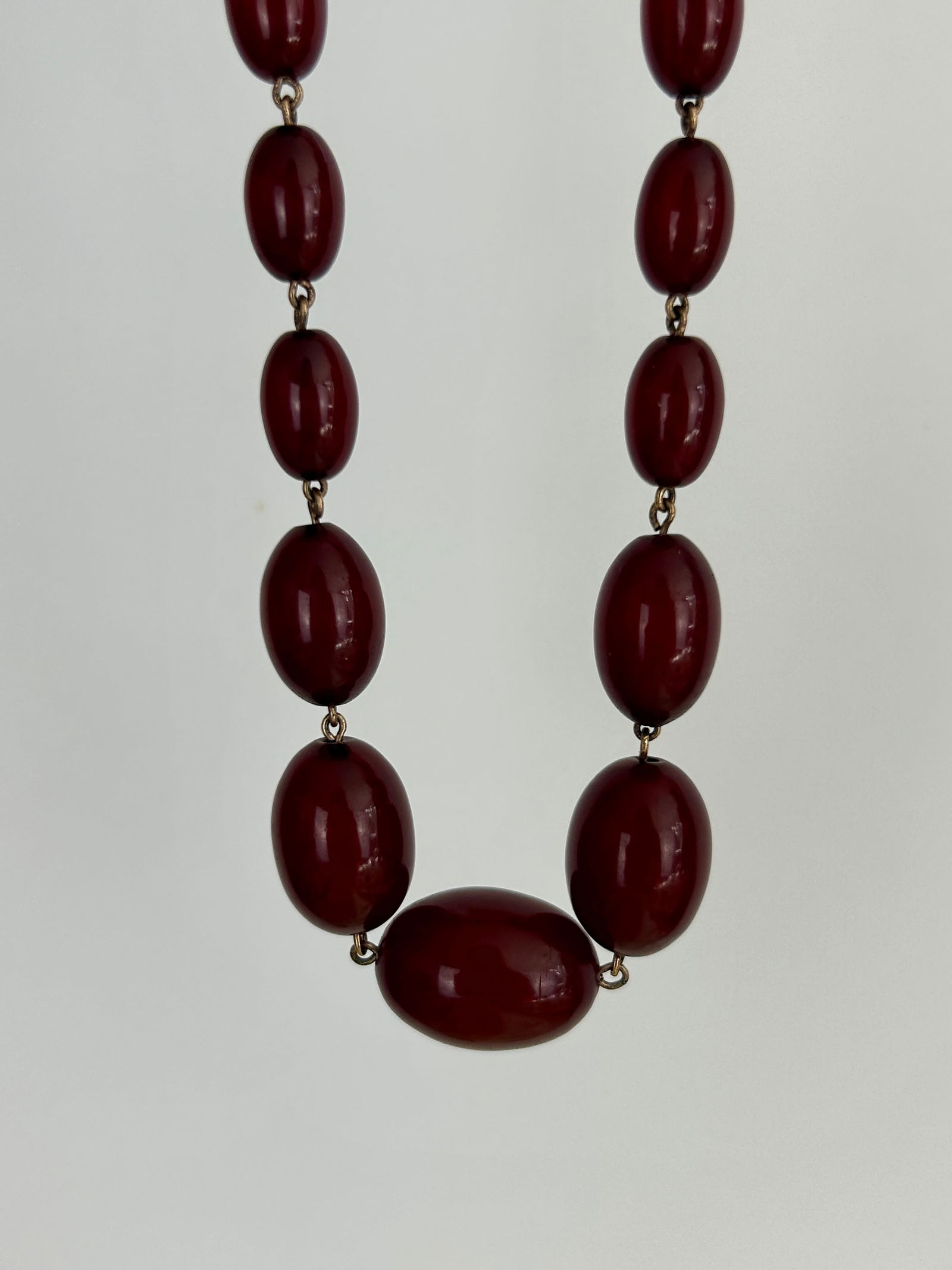 9ct Gold Cherry Amber Bakelite Bead Necklace (1 of 5)