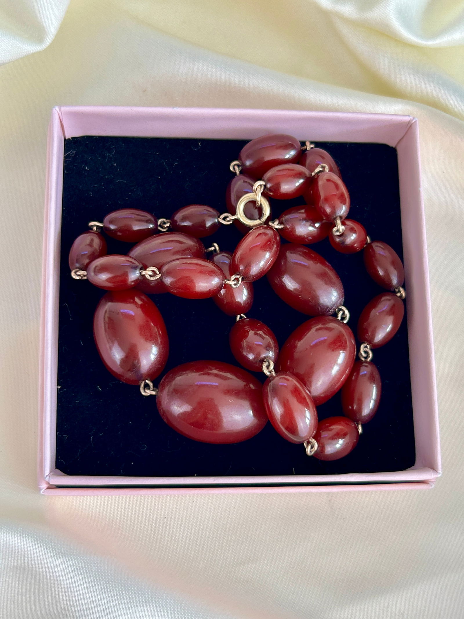 9ct Gold Cherry Amber Bakelite Bead Necklace - 4