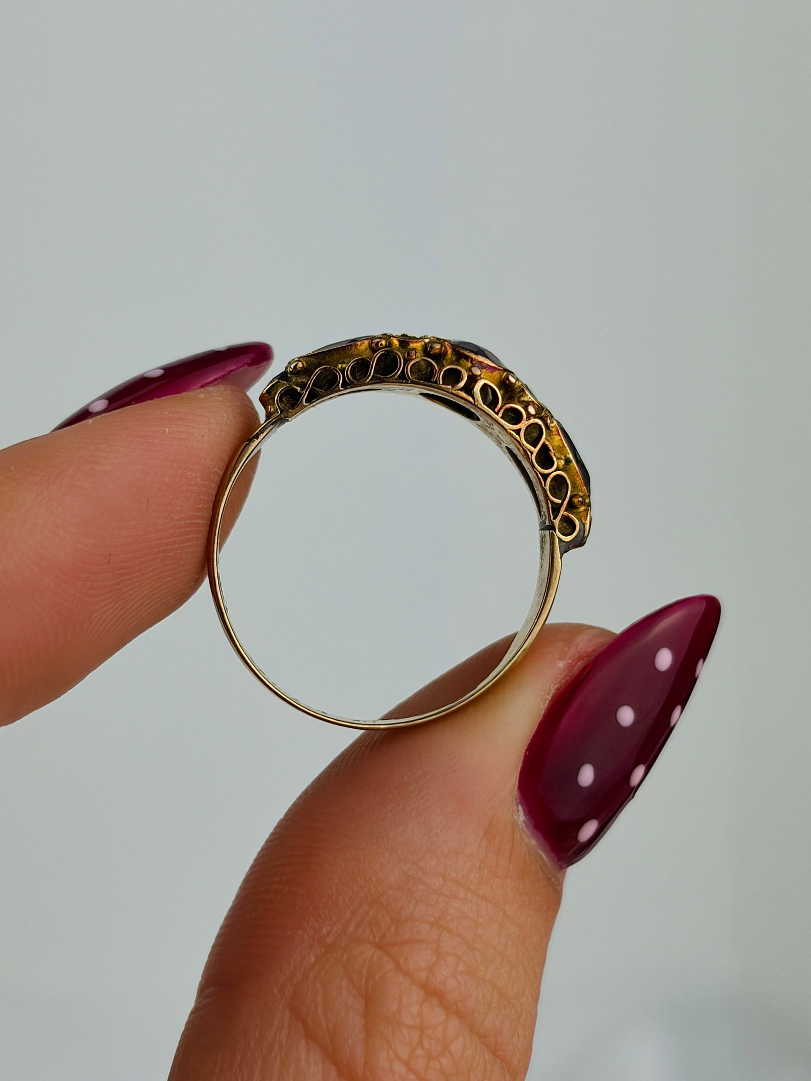 sweet antique 9ct gold gemset ring - 6