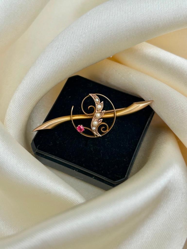 Yellow Gold Pearl and Red Stone Bar Brooch - 3