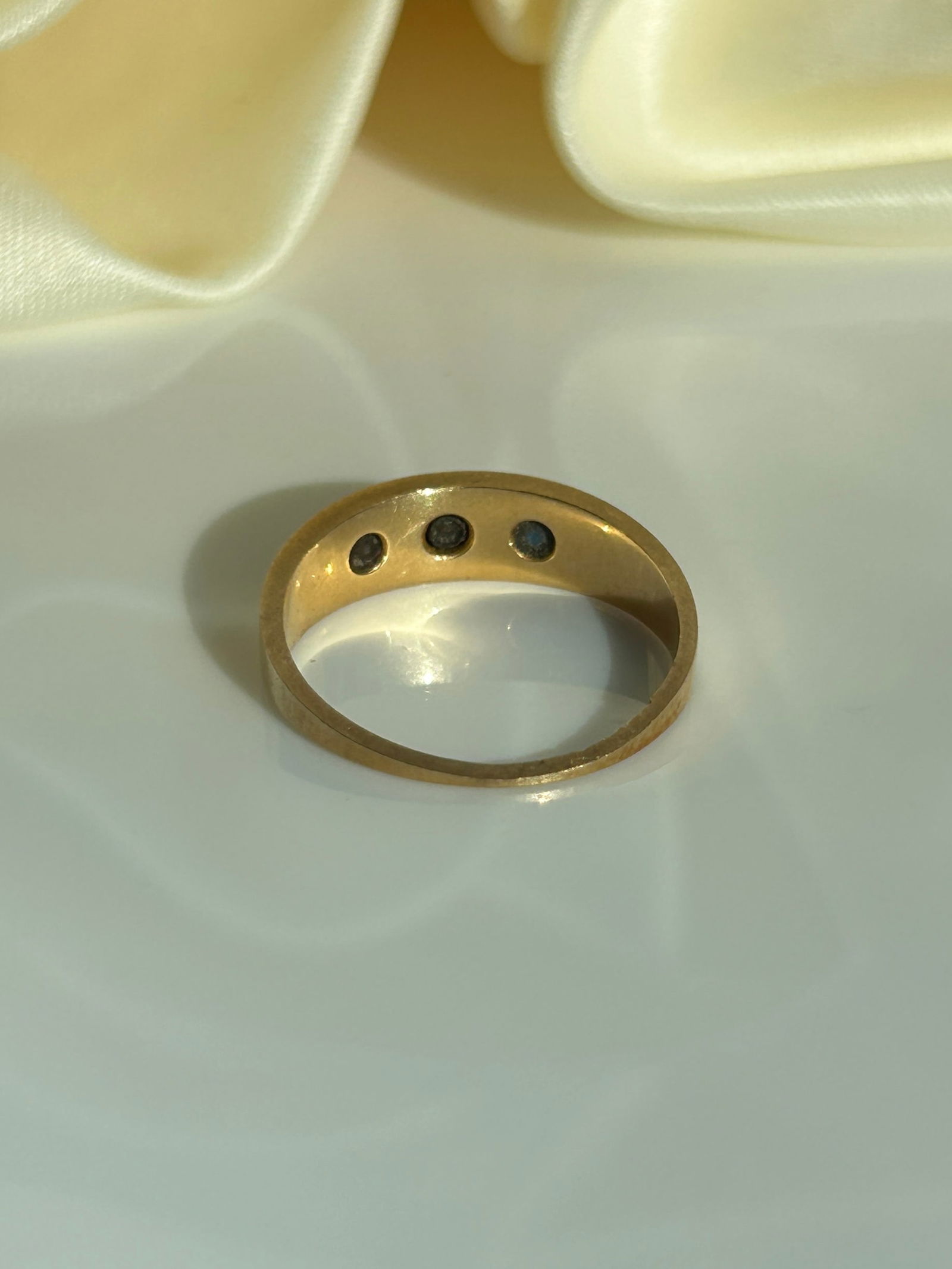 Antique 18ct Yellow Gold Sapphire and Diamond 3 Stone Star Ring - 3