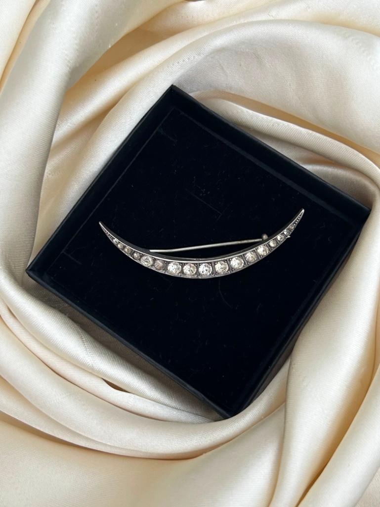 Antique Silver Paste Crescent Brooch - 4