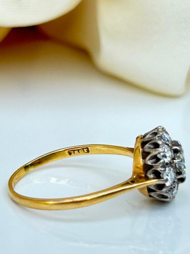 Chunky Antique 18ct Yellow Gold Diamond Cluster Ring - 7