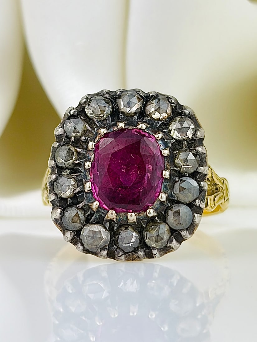 Antique Synthetic Ruby and Rose Cut Diamond Cluster Ring in 18ct Gold (1 of 10)