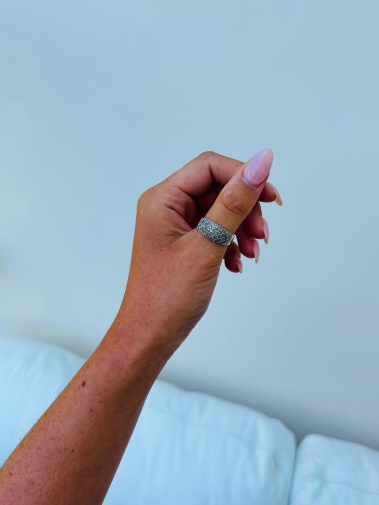 Sweet 9ct Yellow Gold and Diamond Wide Band Ring - 4