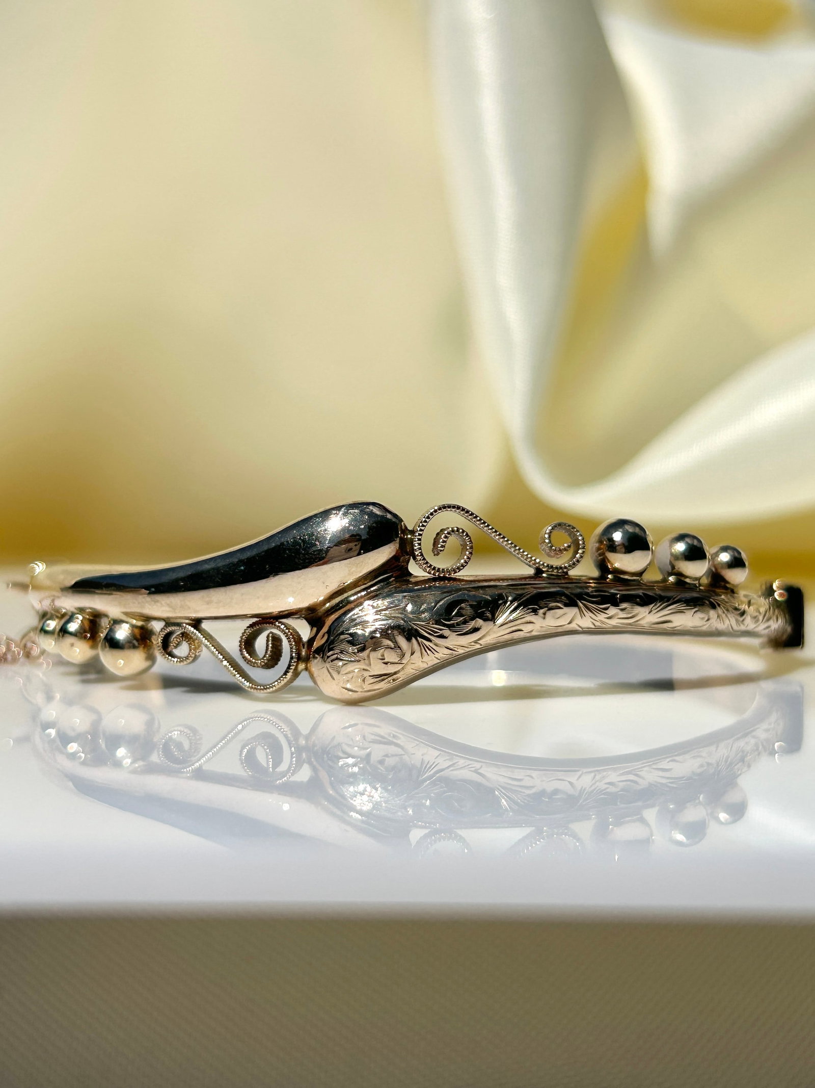 Antique high quality S&P 9ct yellow gold bangle bracelet with safety chain - 2