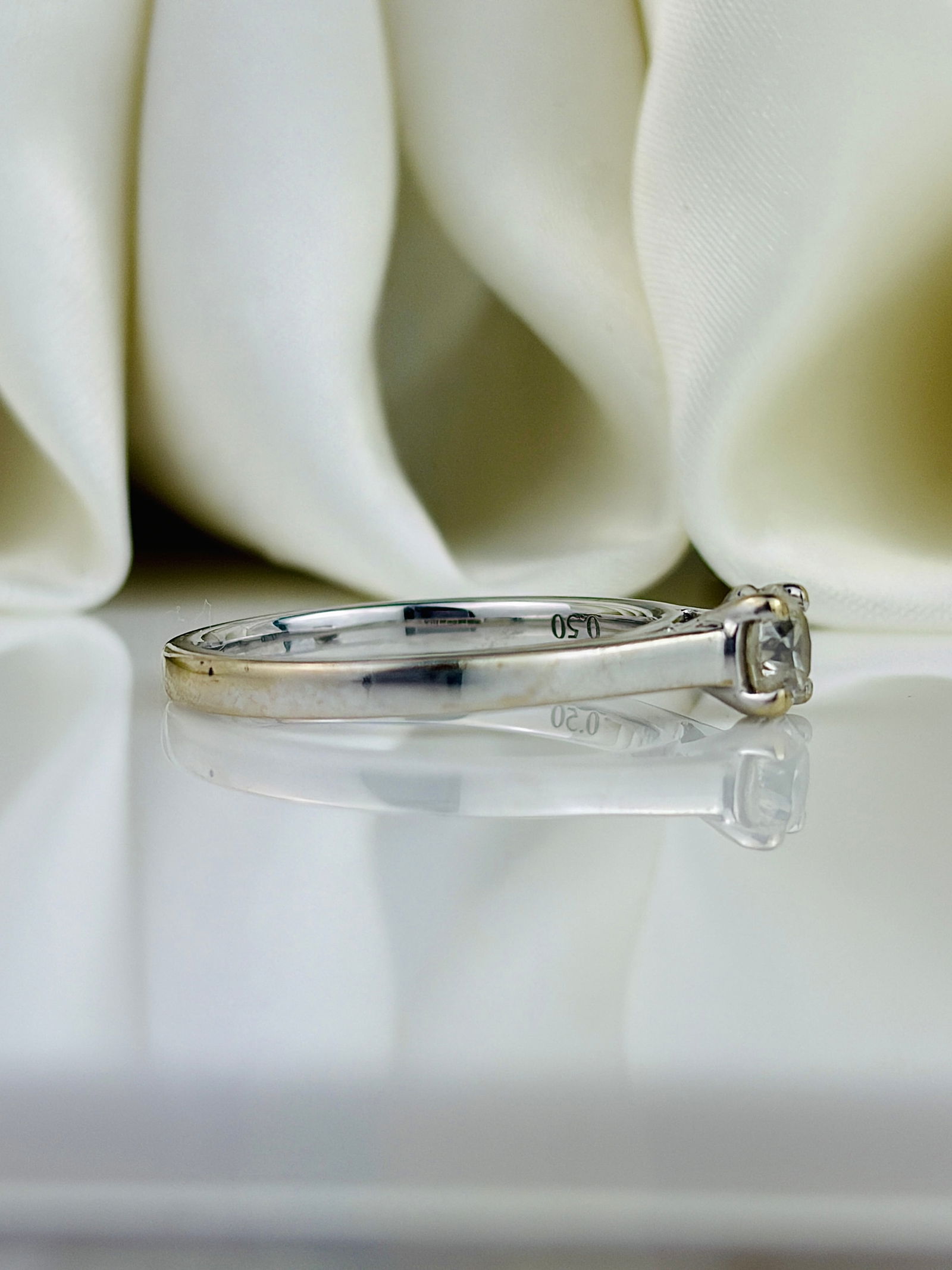 18ct White Gold .50pt Diamond Solitaire Ring - 2