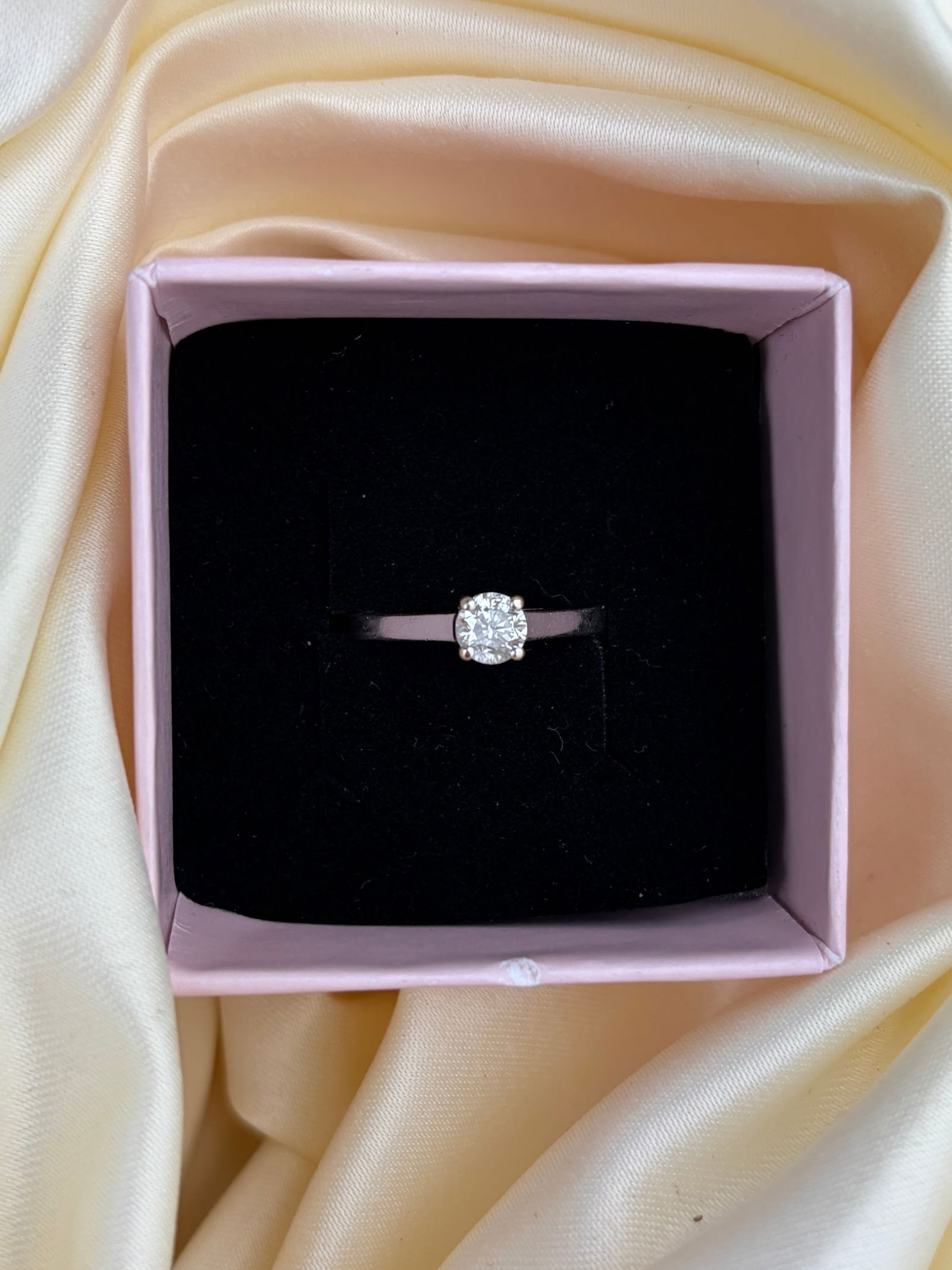 18ct White Gold .50pt Diamond Solitaire Ring - 7