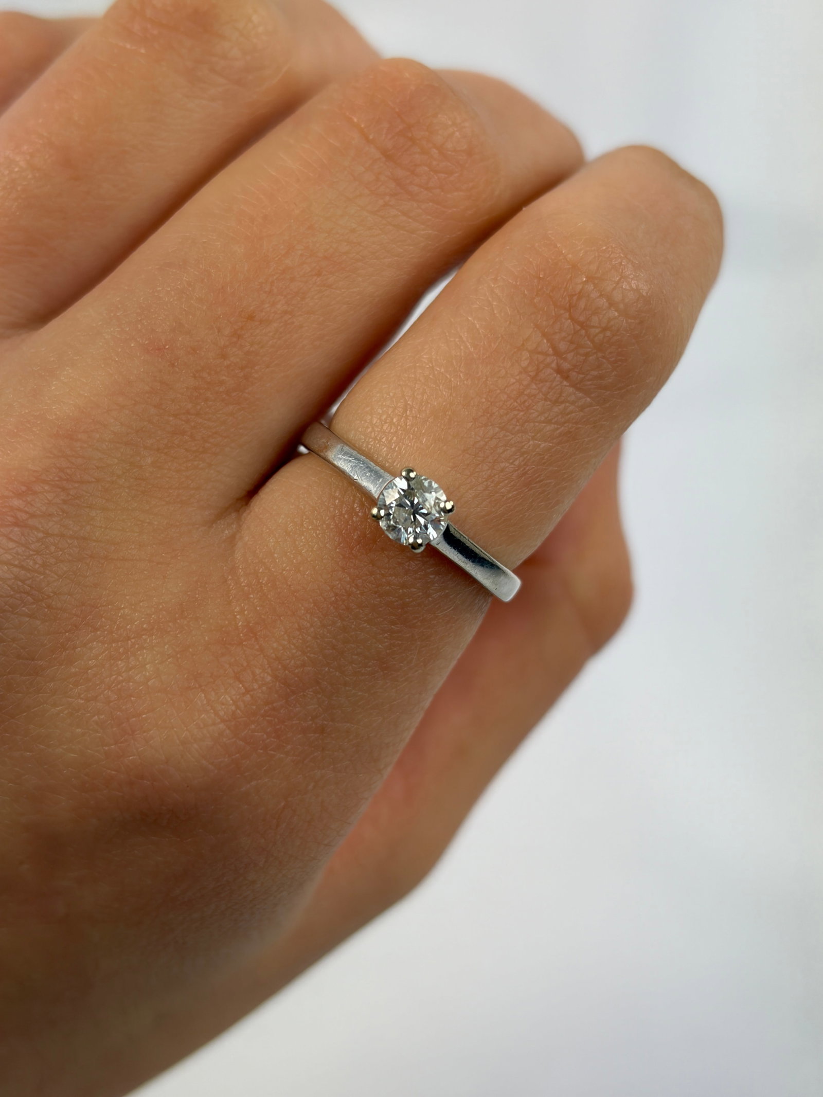 18ct White Gold .50pt Diamond Solitaire Ring - 8