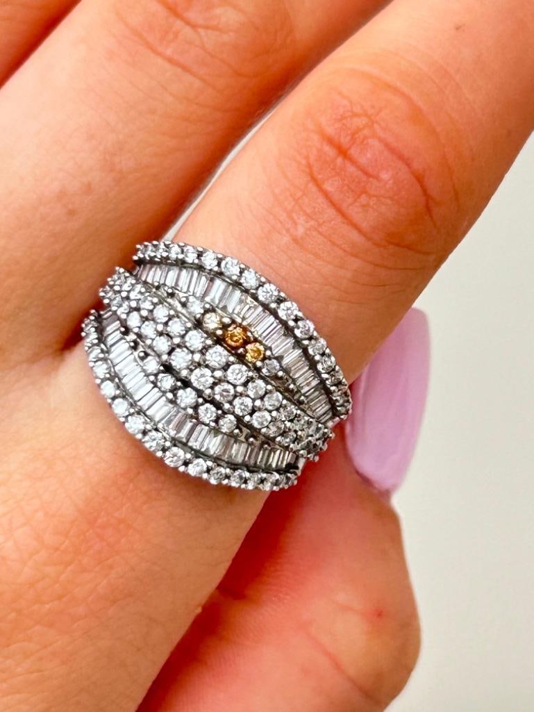 Large 14k White Gold Diamond Cocktail Ring - 2
