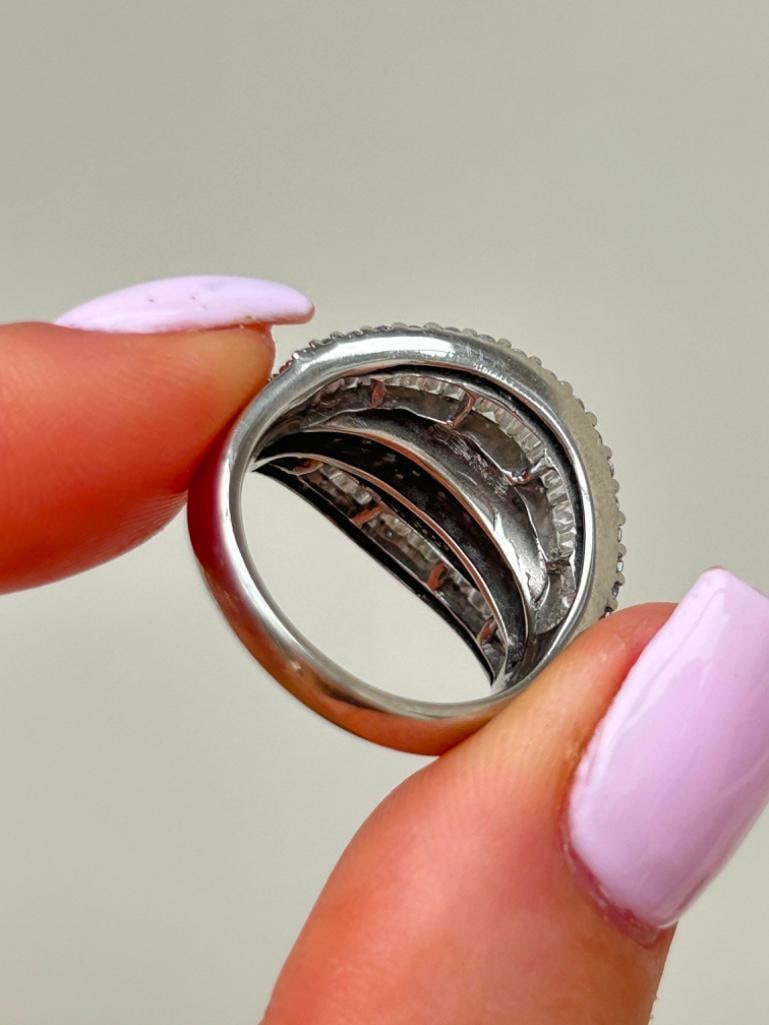 Large 14k White Gold Diamond Cocktail Ring - 4