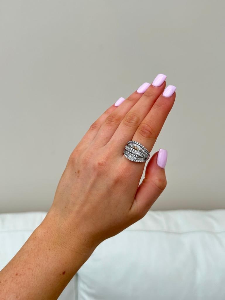 Large 14k White Gold Diamond Cocktail Ring - 7