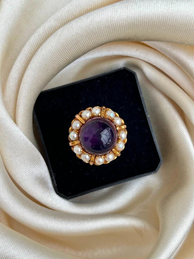 Large Amethyst and Pearl 9ct Dress Ring - 6