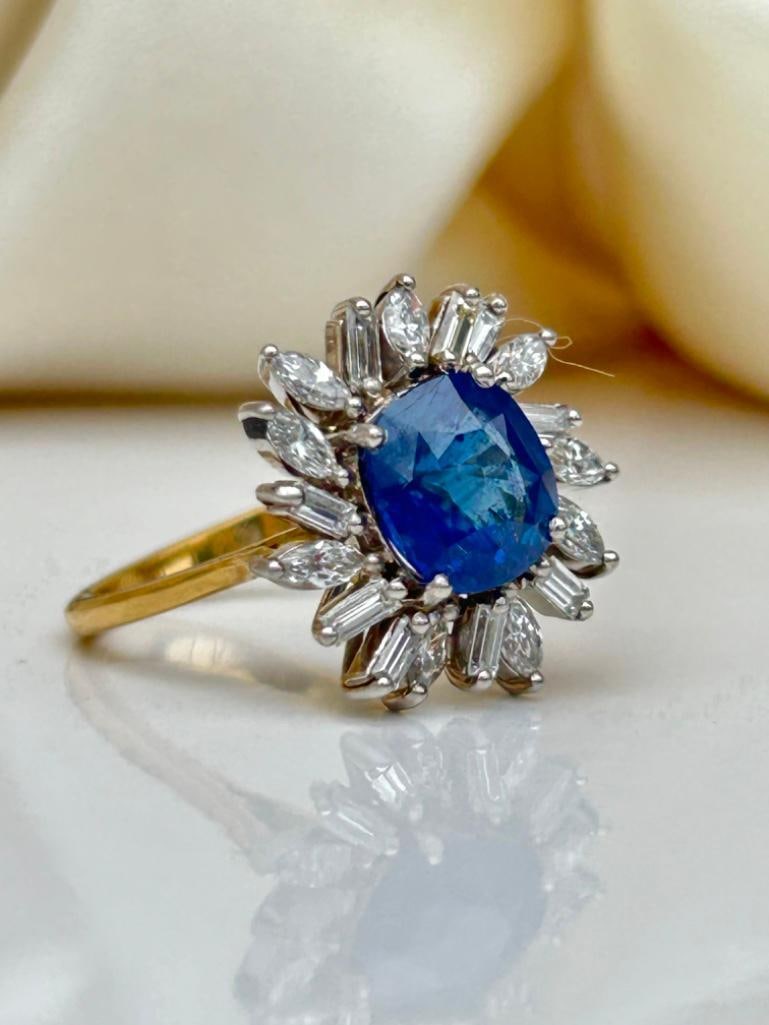 Incredible Natural 3.15ct Sapphire with Diamond Surround in 18ct Yellow Gold - 2