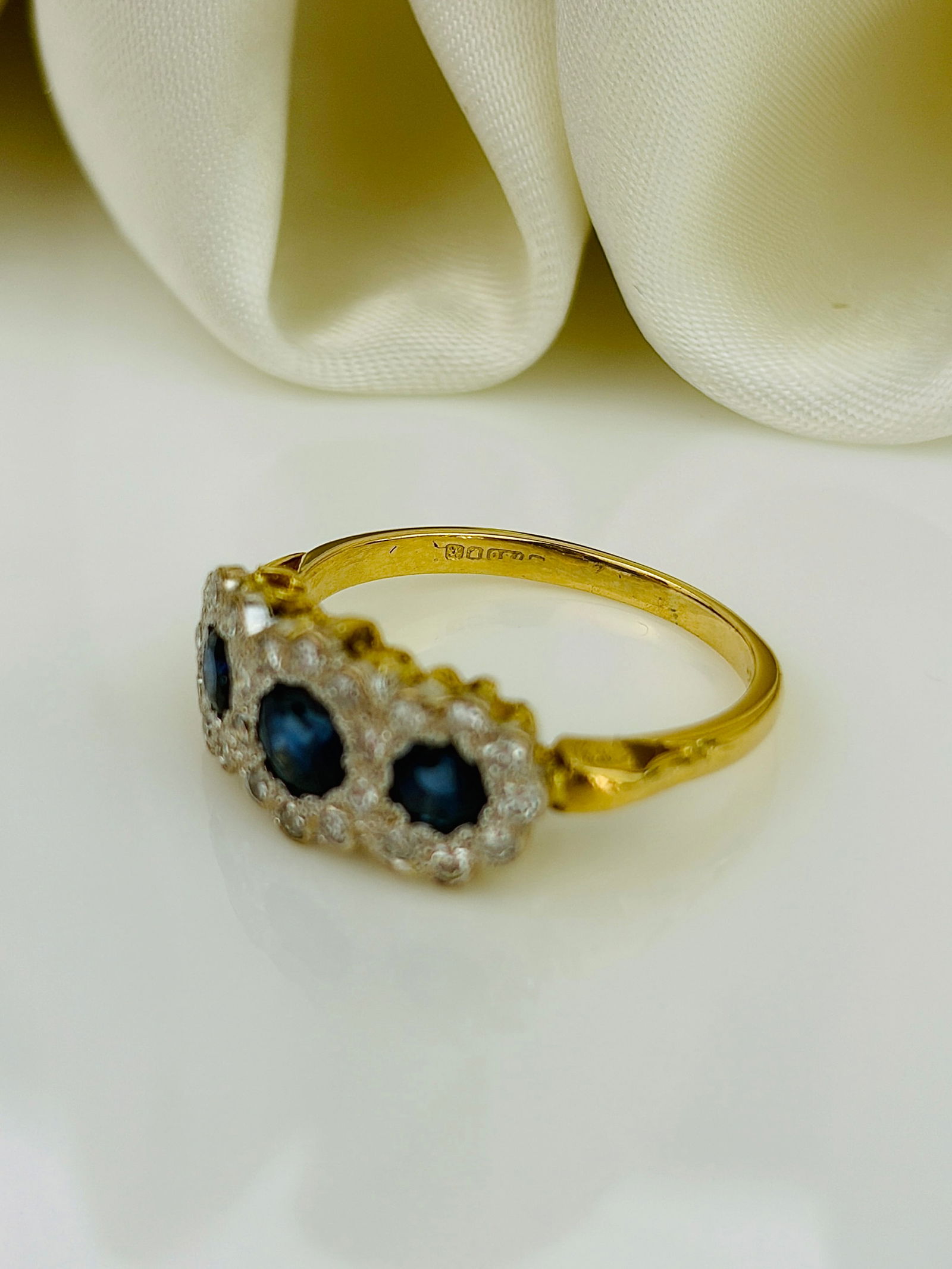 Vintage C.1997 Sapphire and Diamond Triple Cluster Ring in 18ct Yellow Gold - 4