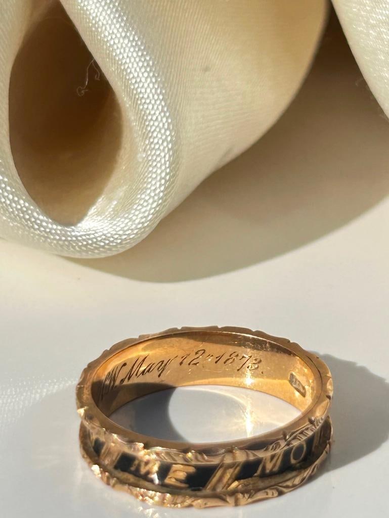 Antique 18ct gold c.1873 black enamel morning band Ring in antique box - 10