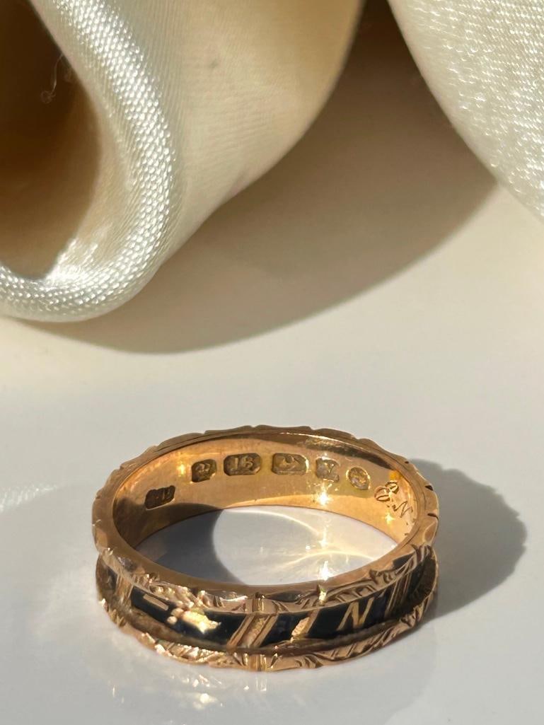 Antique 18ct gold c.1873 black enamel morning band Ring in antique box - 8