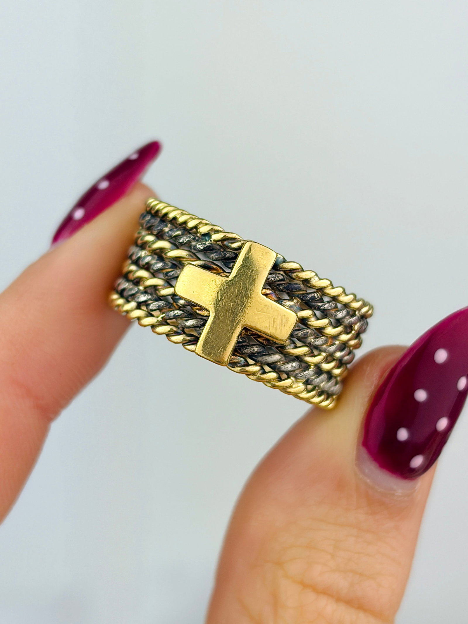 HELEN NEWMAN 18CT GOLD AND WHITE METAL LAYERED TWIST RING - 4