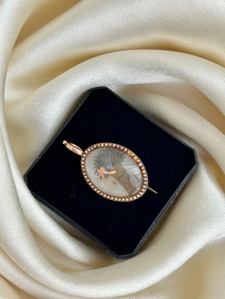 Antique Pearl Halo Brooch / Pendant in Gold - 3