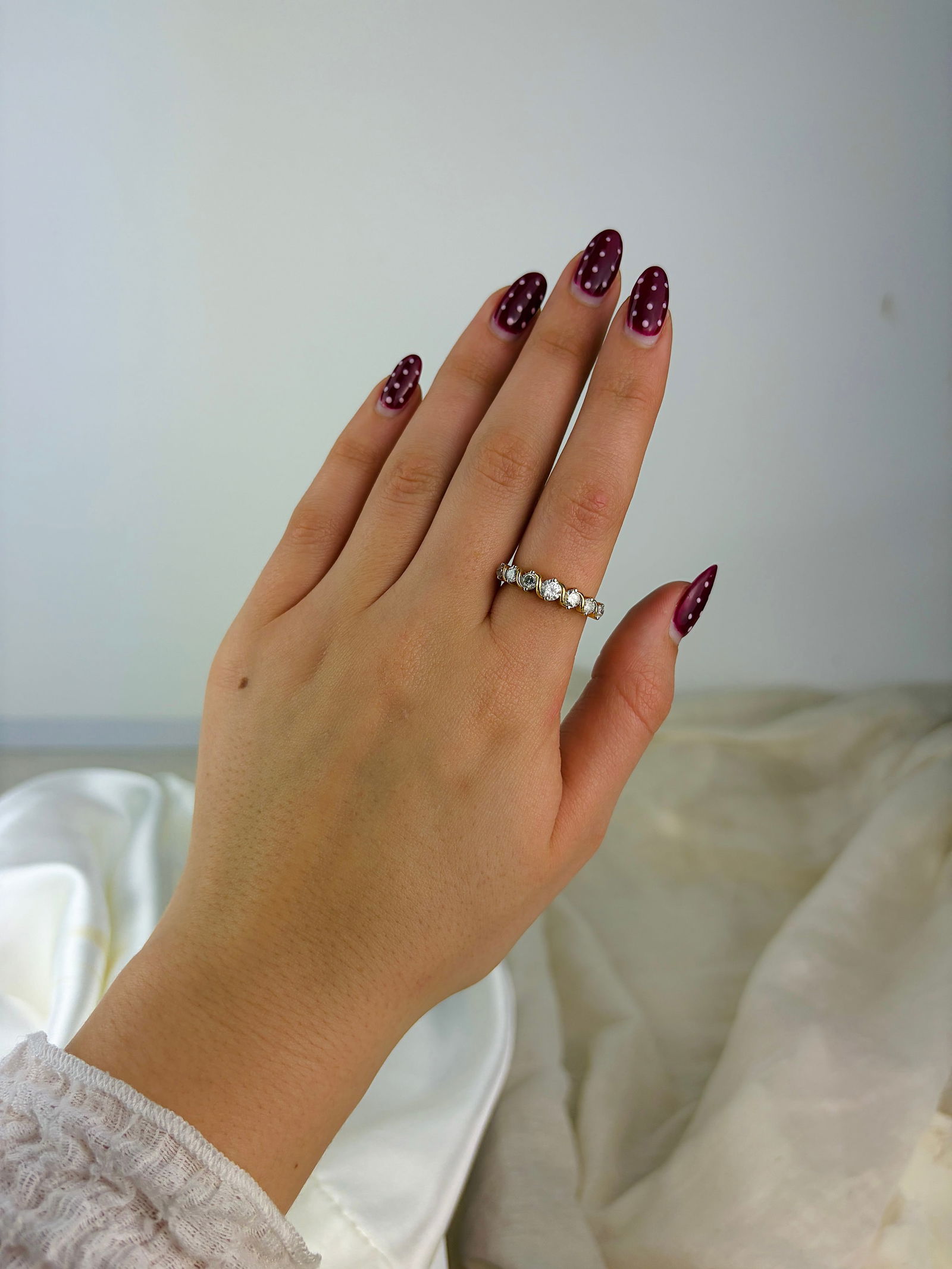 CHUNKY 1.06CT 18CT DIAMOND 7 STONE RING / HALF HOOP - 7