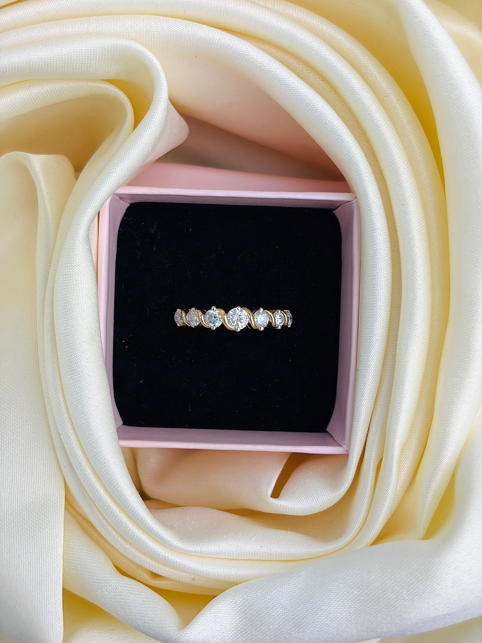 CHUNKY 1.06CT 18CT DIAMOND 7 STONE RING / HALF HOOP - 9