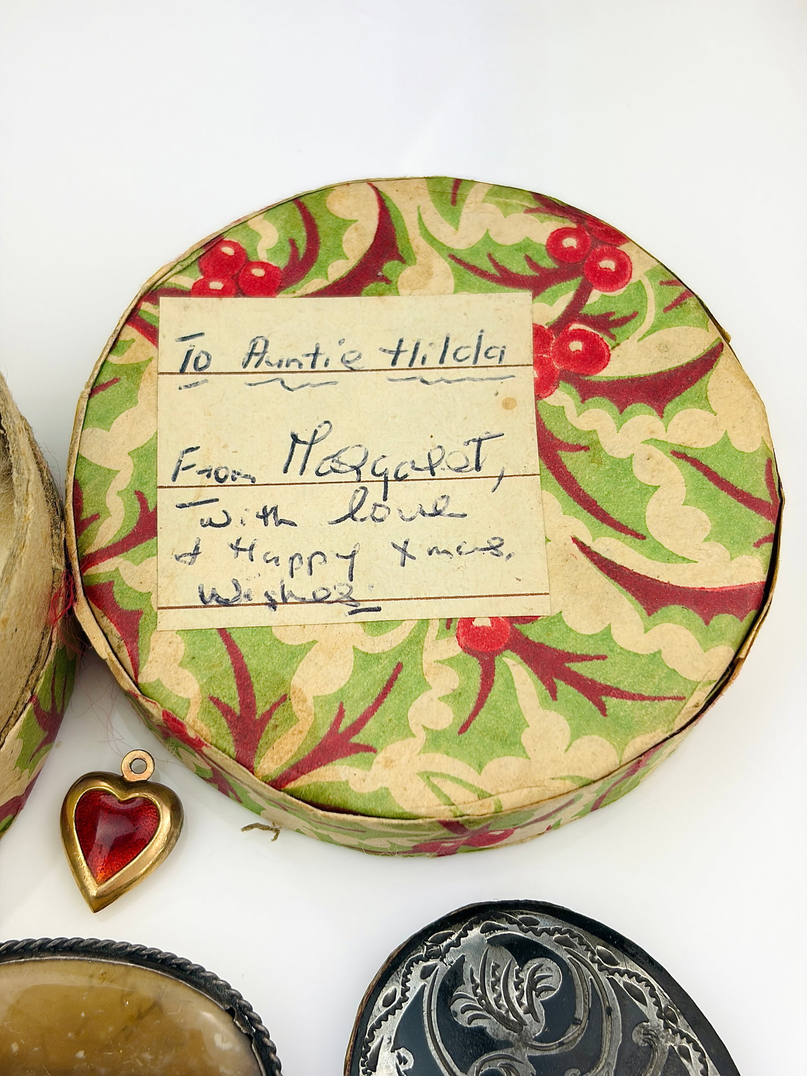 MIXED ANTIQUE JEWELLERY INC POOLS OF LIGHT - 3