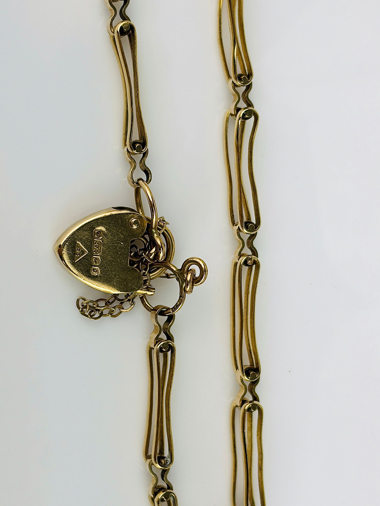 Vintage C.1990 Gate Link Bracelet with a Heart Padlock Clasp - 7