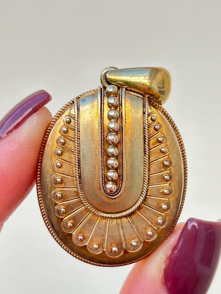 Boxed Antique Large Heavy 15ct Yellow Gold Locket pendant - 2