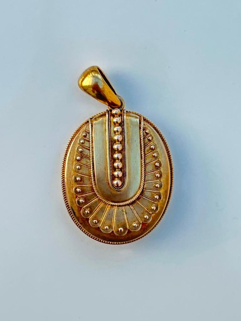 Boxed Antique Large Heavy 15ct Yellow Gold Locket pendant - 7
