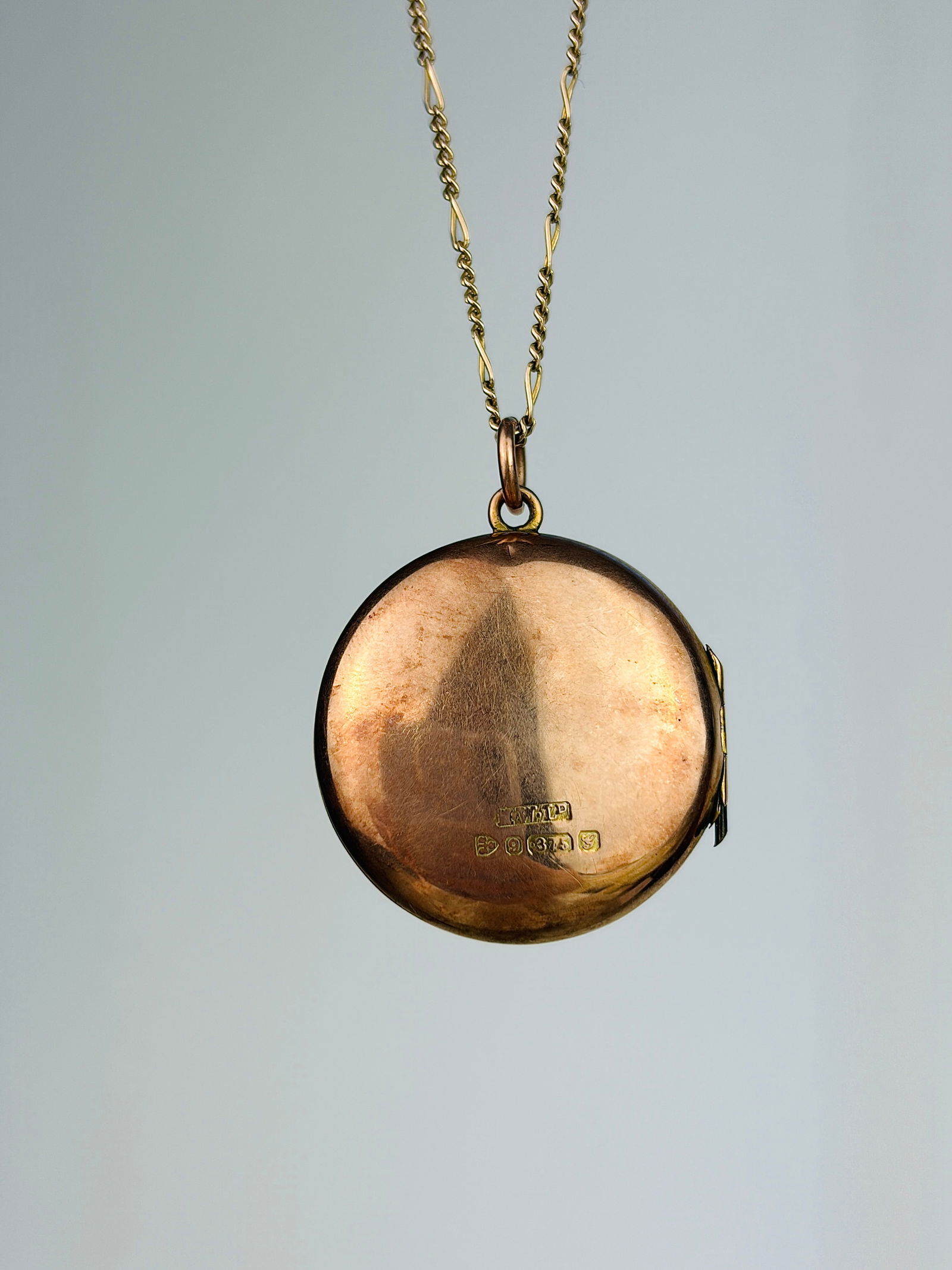 Antique C.1907 9ct Gold Opening Locket Pendant with Hair - 3