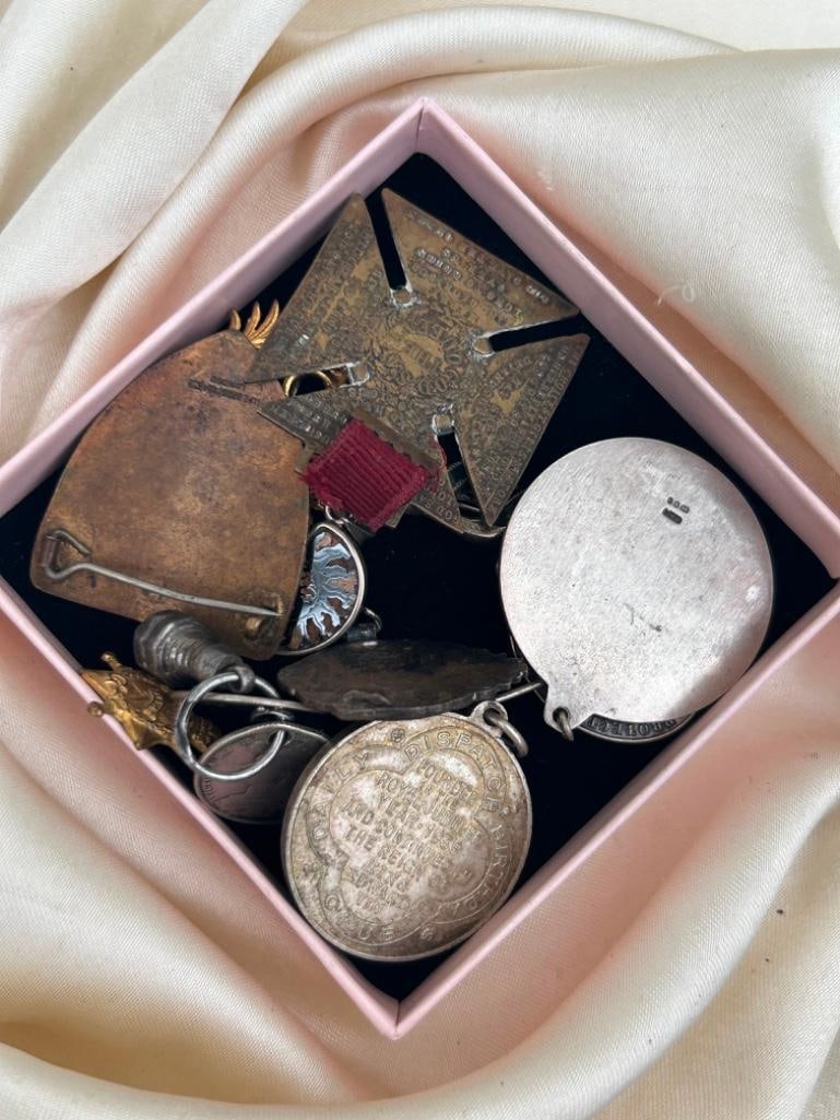 Antique and Vintage Large Mixed Jewellery Lot inc Medals - 3