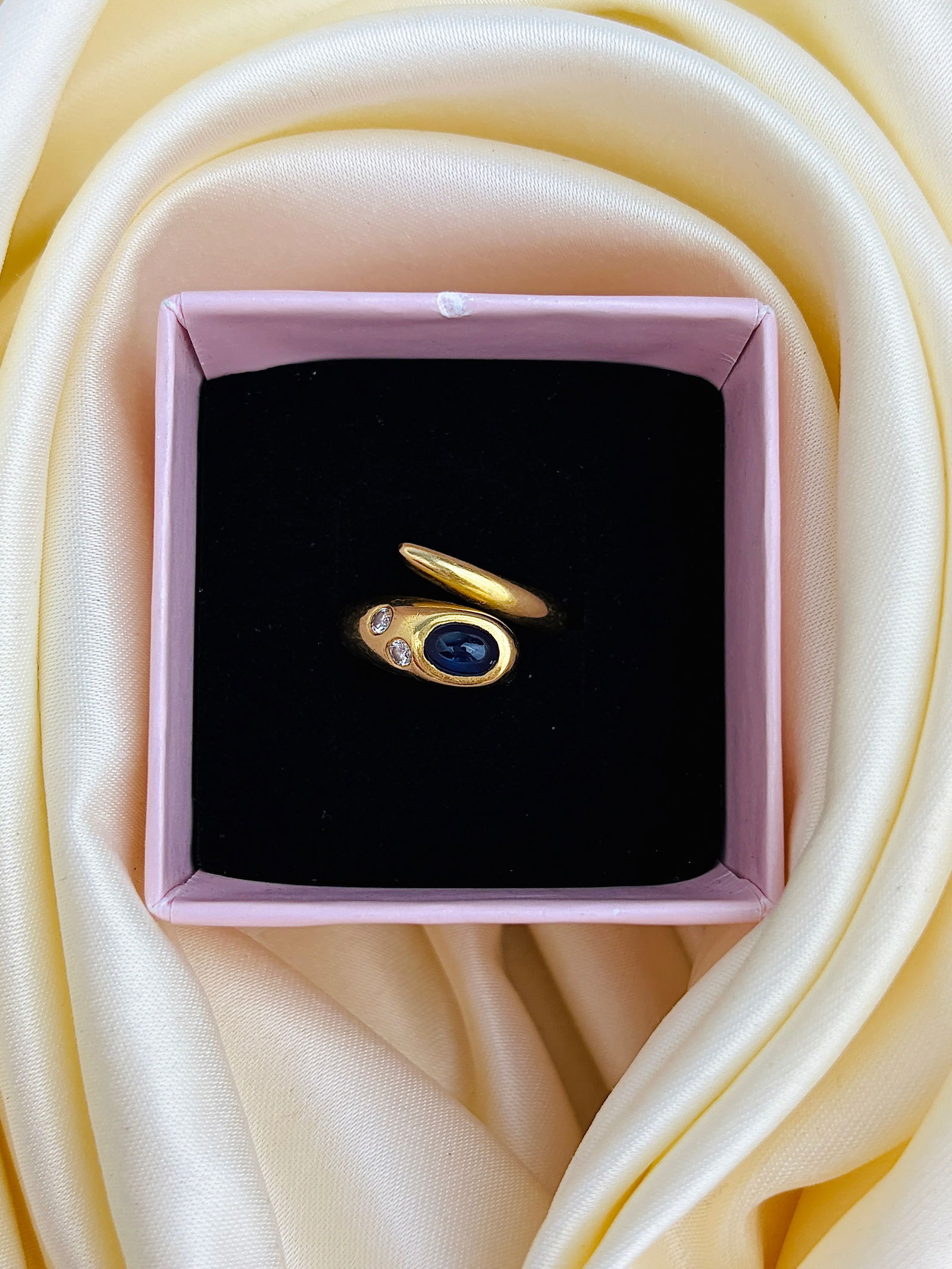 Vintage 18ct Yellow Gold Sapphire and Diamond Wrapped Snake Ring - 7