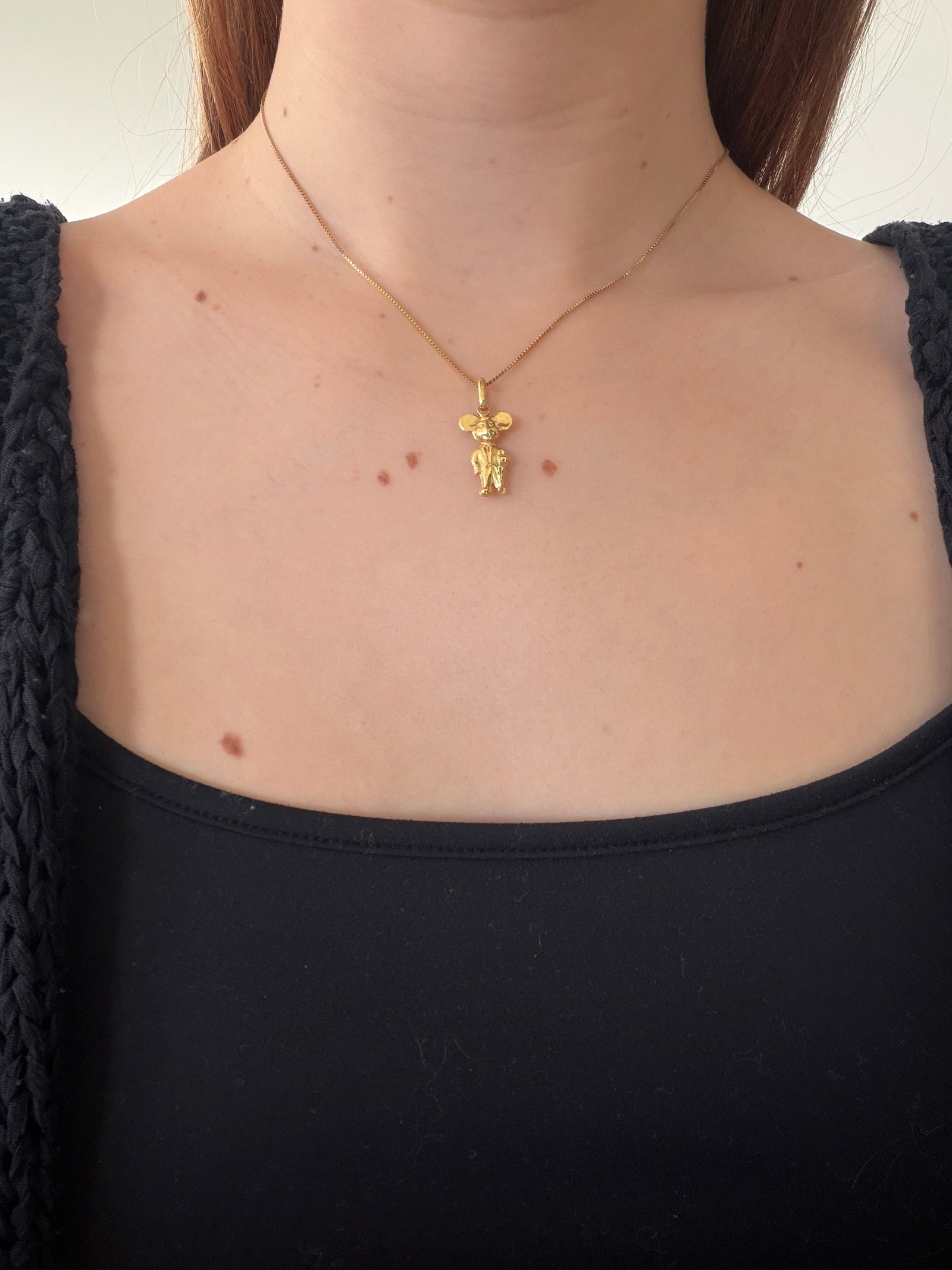 VINTAGE 22CT YELLOW GOLD MICKEY MOUSE PENDANT ON CHAIN - 5