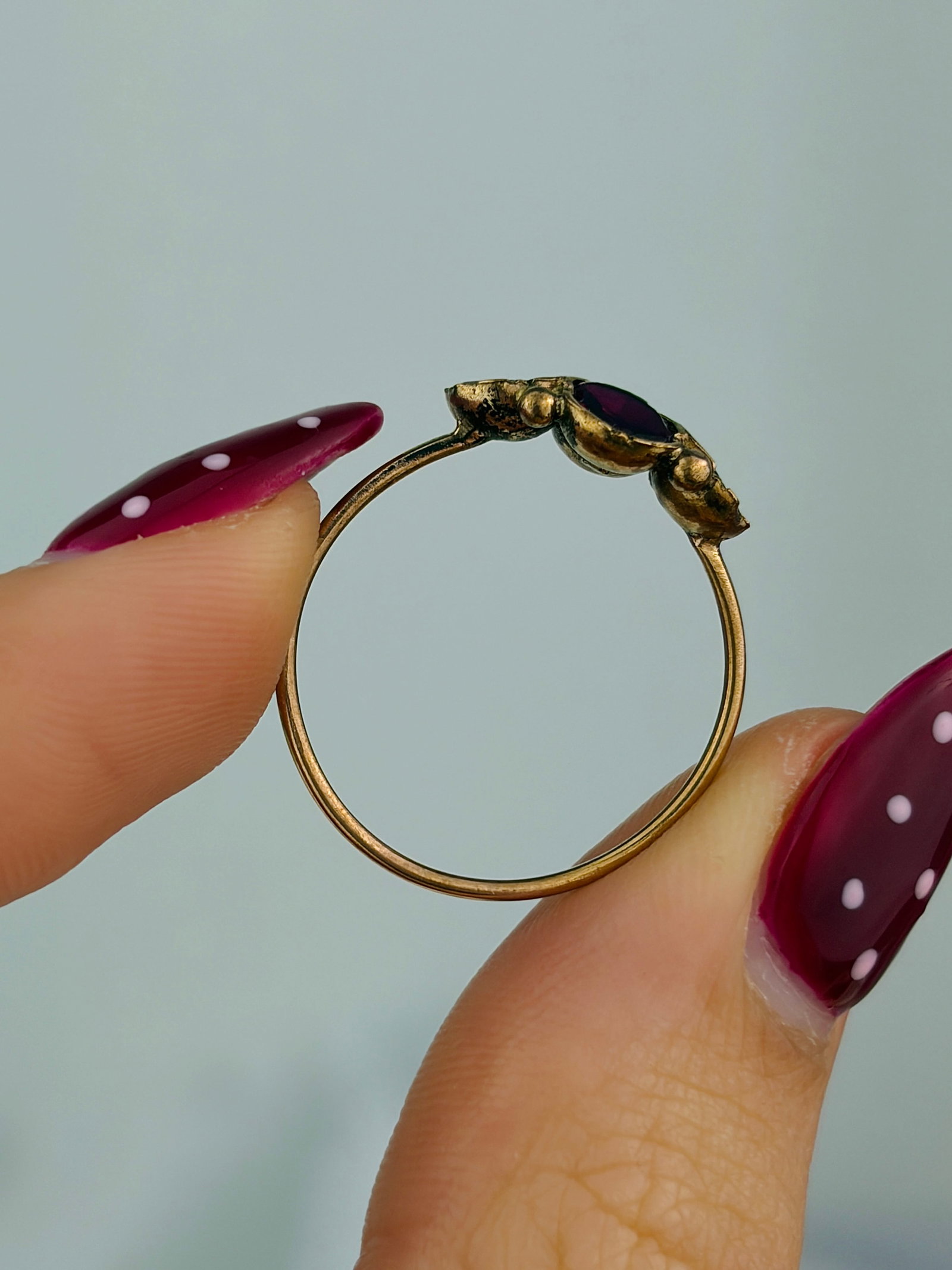 ANTIQUE FLAT CUT GARNET CLUSTER RING IN GOLD - 6